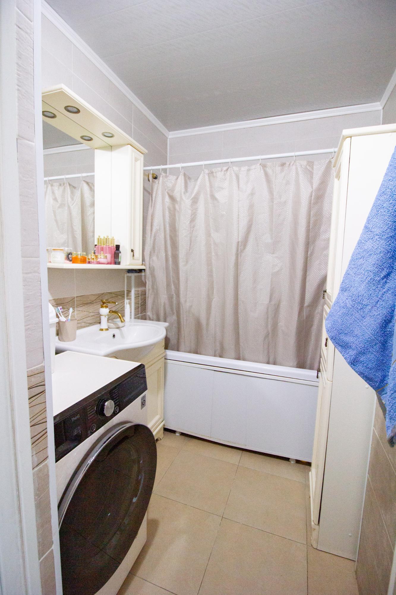 5-комнантная квартира, 107.0 м²,3 мкр за 33 000 000