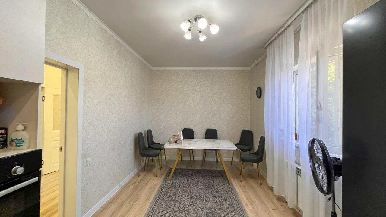4-комнантный квартира, 160.0 м²,Асановой за 55 000 000