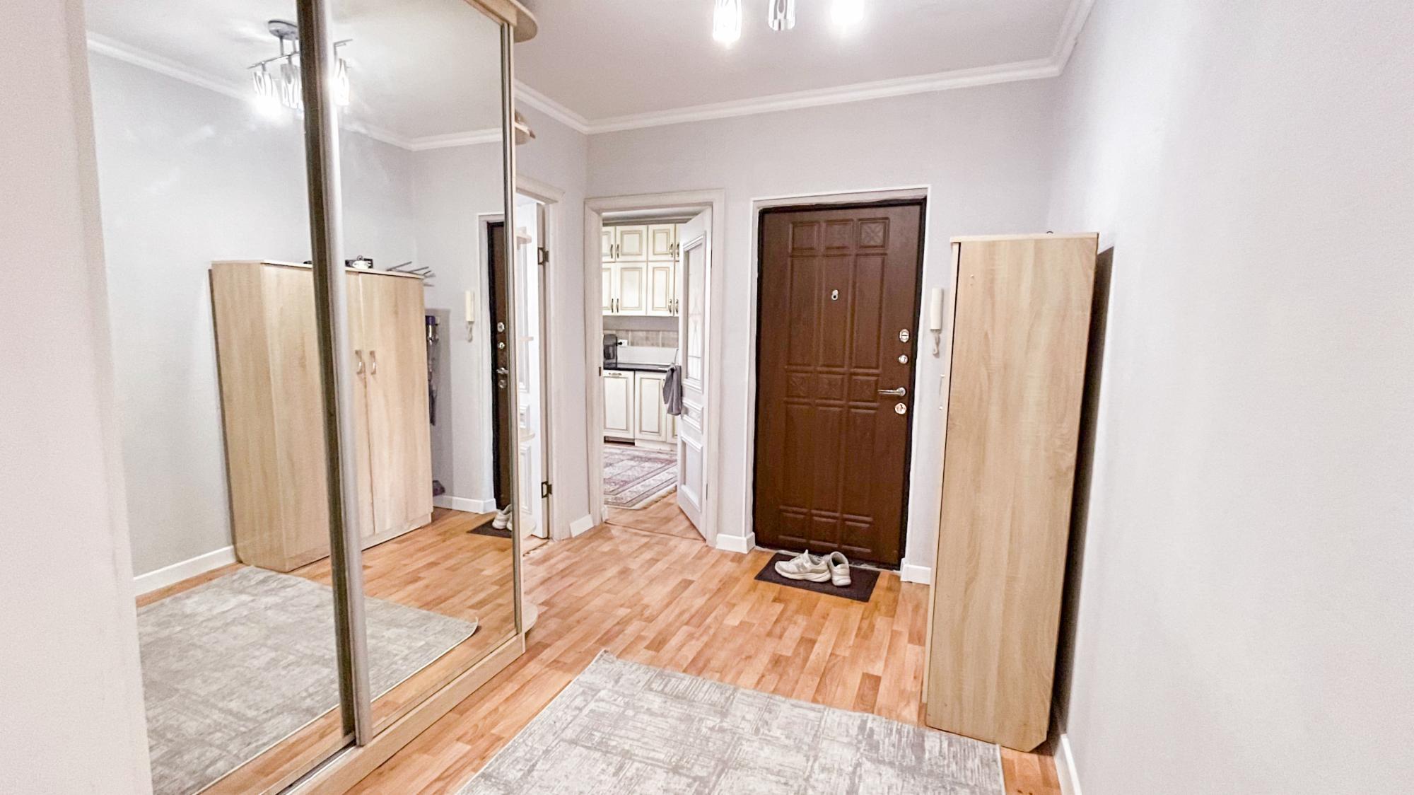 4-комнантная квартира, 80.9 м²,Жансугурова за 30 000 000