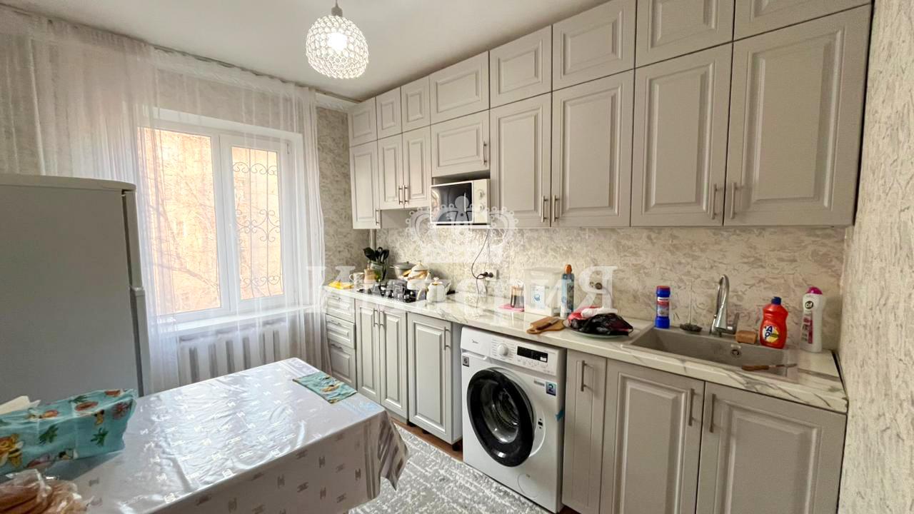 4-комнантная квартира, 82.0 м²,Абая за 26 500 000