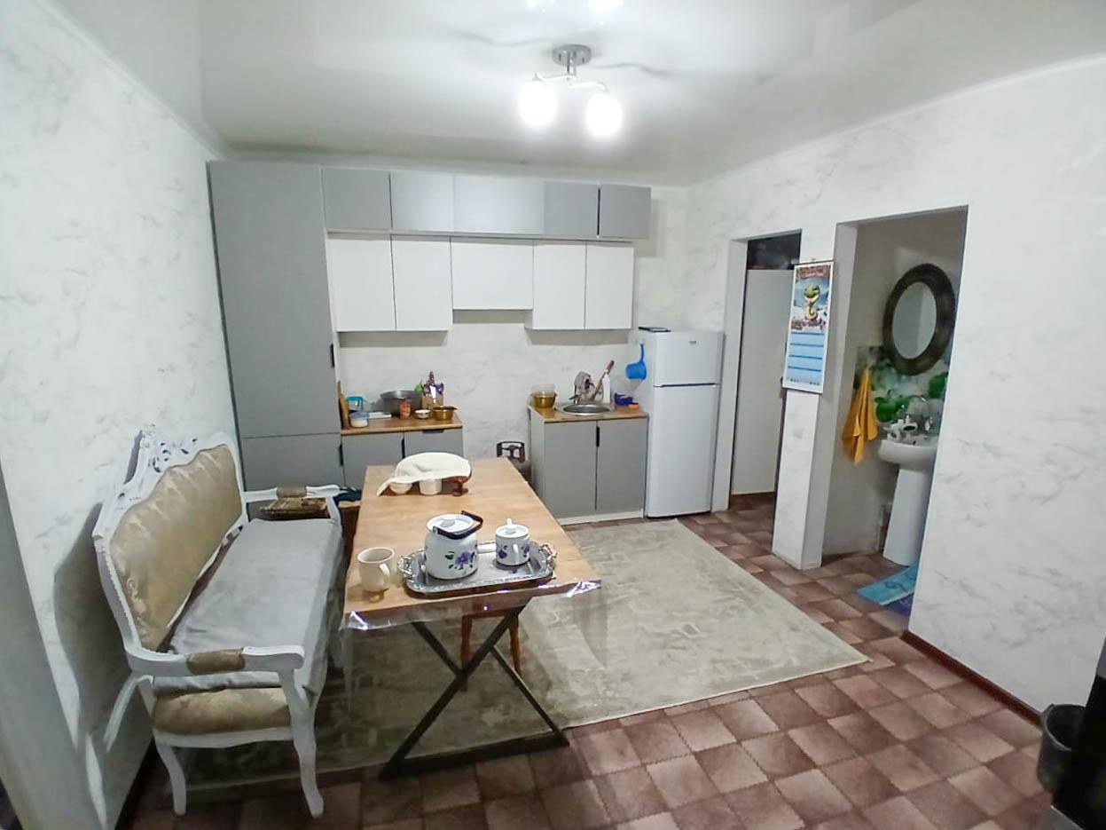 4-комнантный квартира, 156.0 м²,Калдаякова за 18 500 000