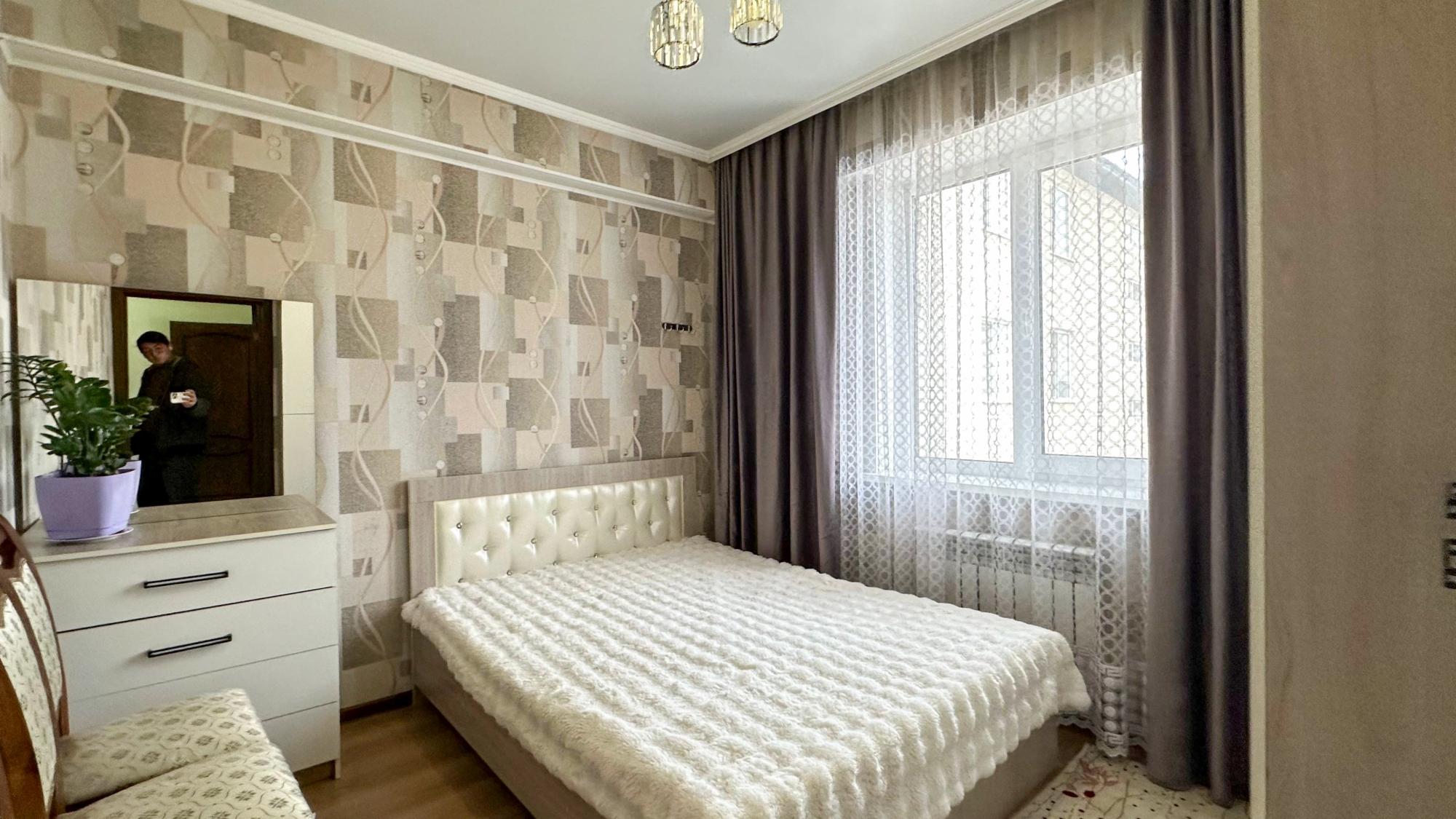 4-комнантная квартира, 111.0 м²,5 мкр за 39 000 000