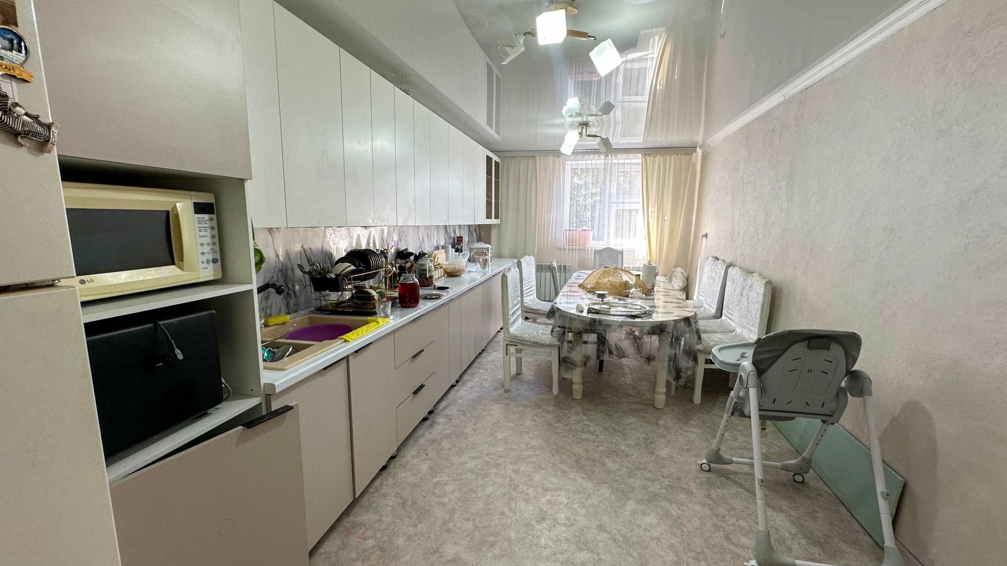 5-комнантный квартира, 126.0 м²,Кожамиярова за 34 000 000