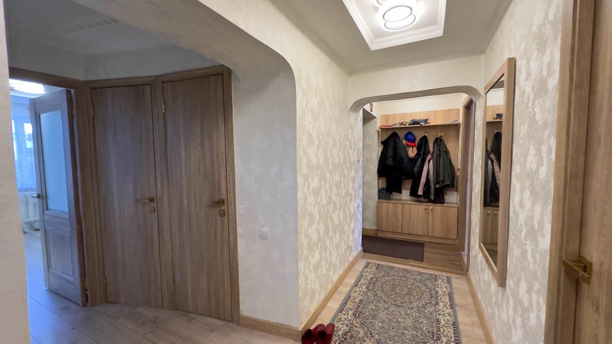 4-комнантная квартира, 80.0 м²,Толебаева за 22 000 000