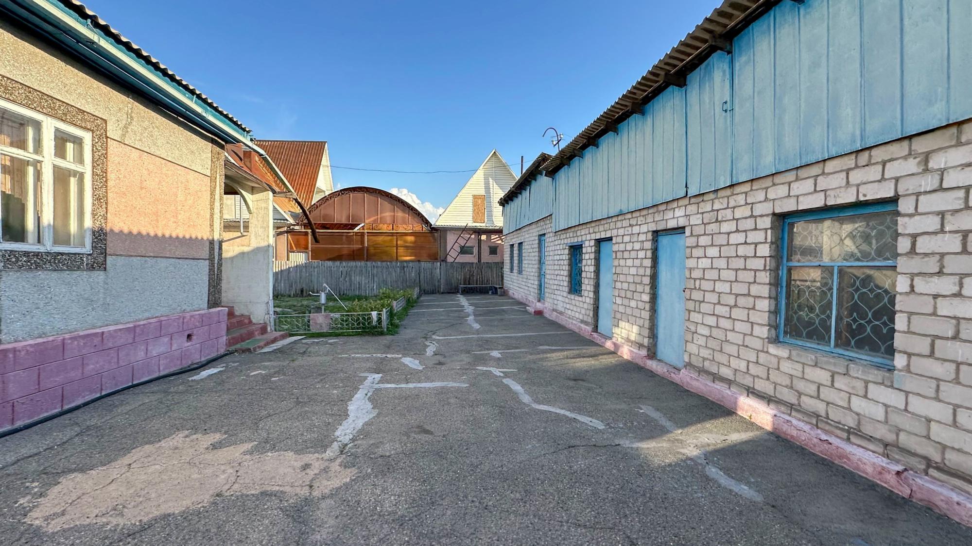 4-комнантный квартира, 123.0 м²,Репина за 22 700 000