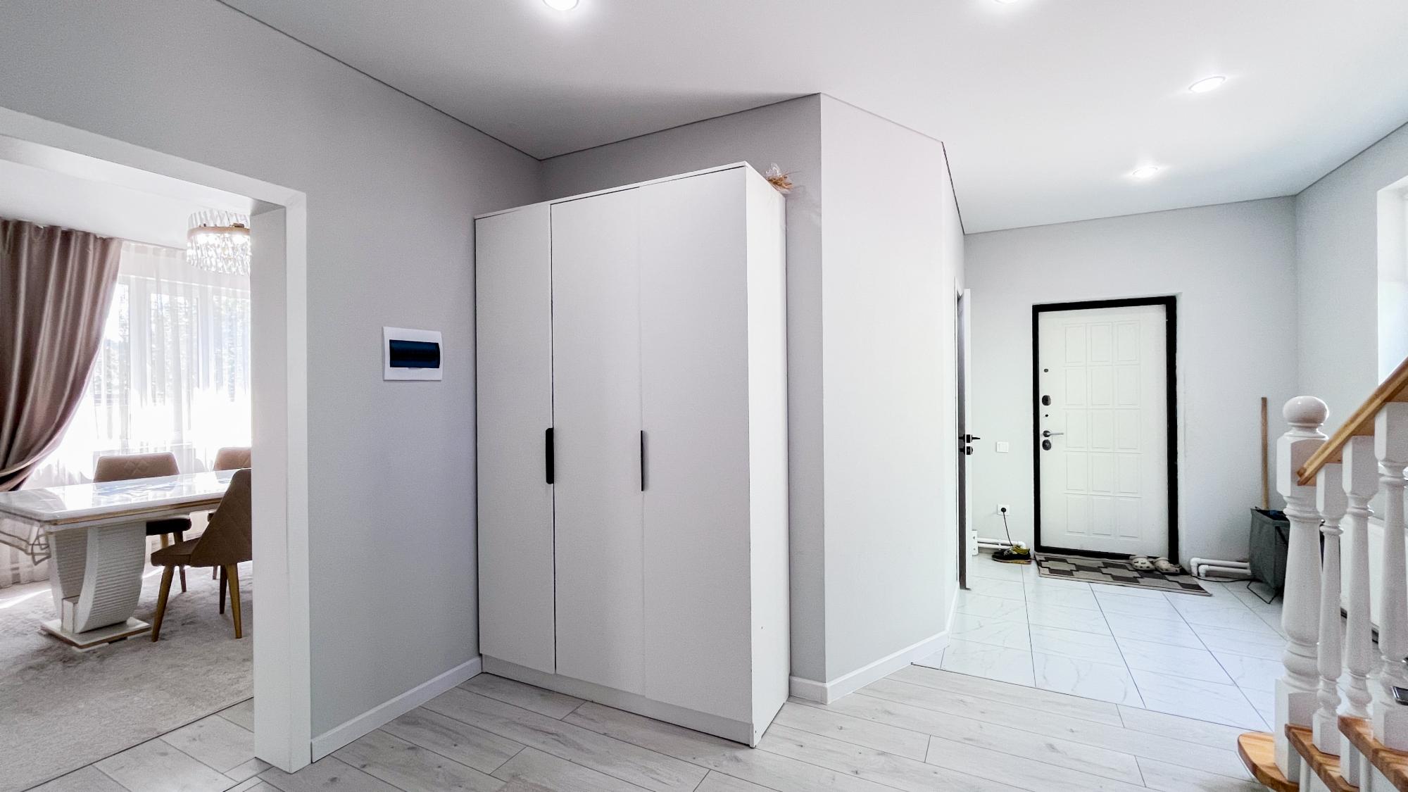 6-комнантный квартира, 170.5 м²,Нахимова за 65 000 000