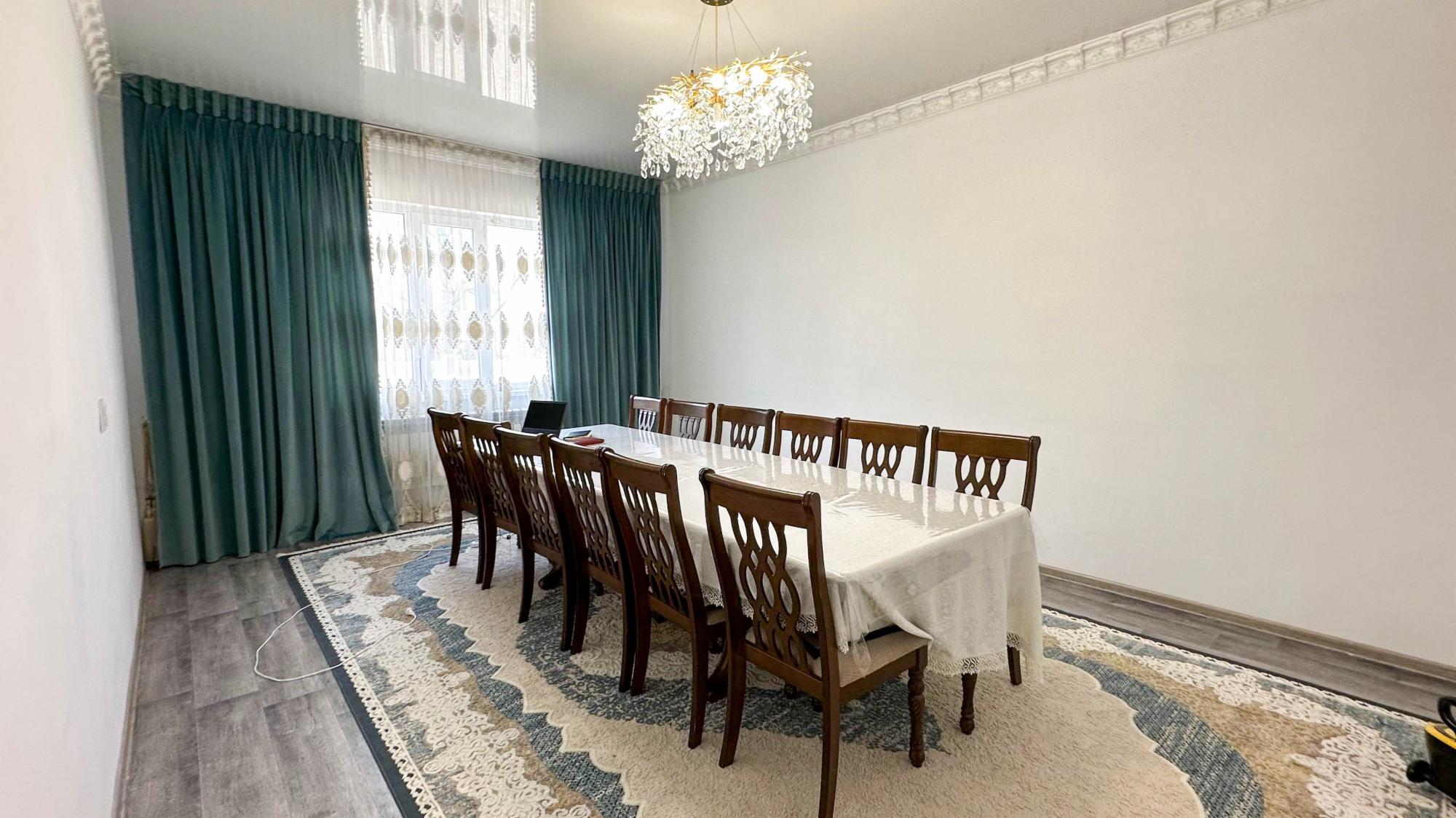 4-комнантный квартира, 107.0 м²,Жетысу за 28 000 000