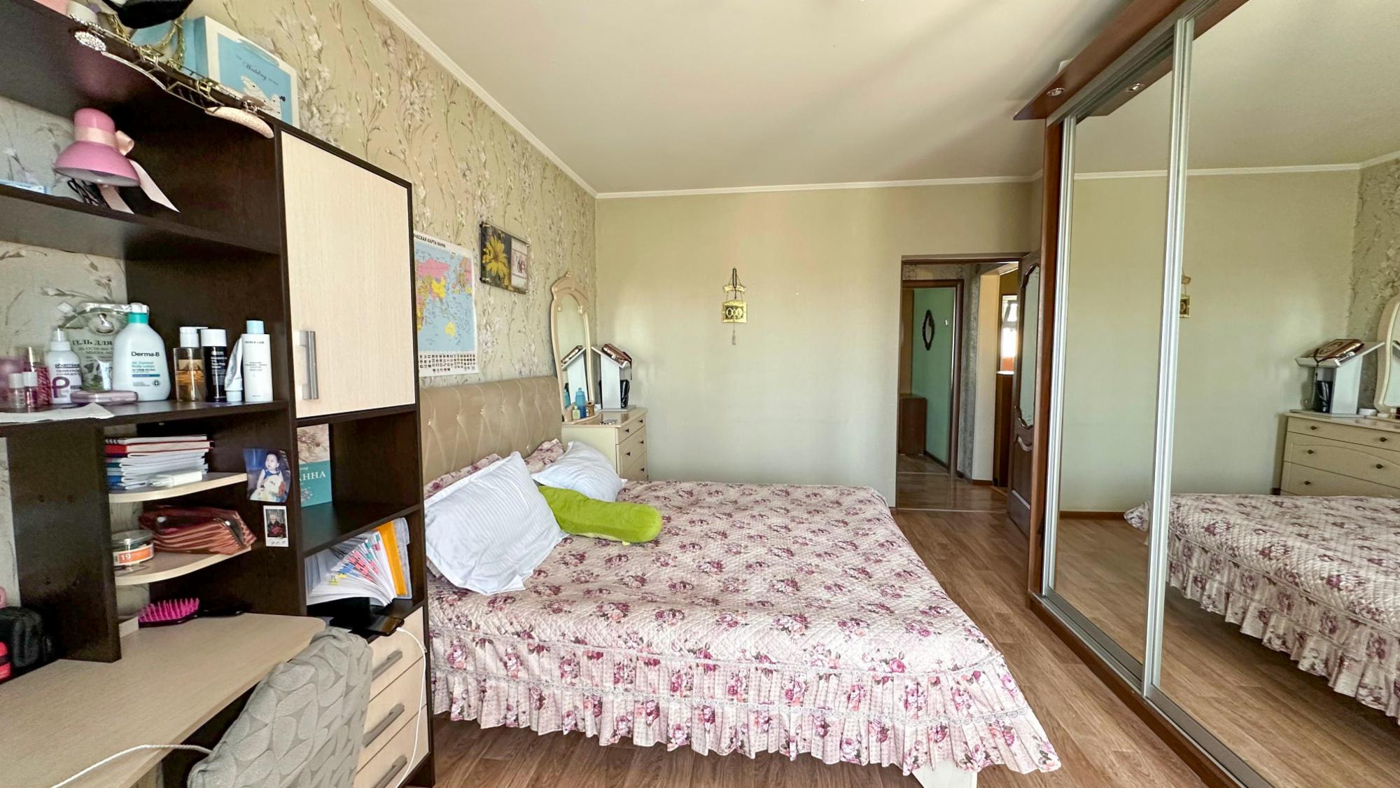 4-комнантная квартира, 90.0 м²,мкр Мушелтой за 29 000 000