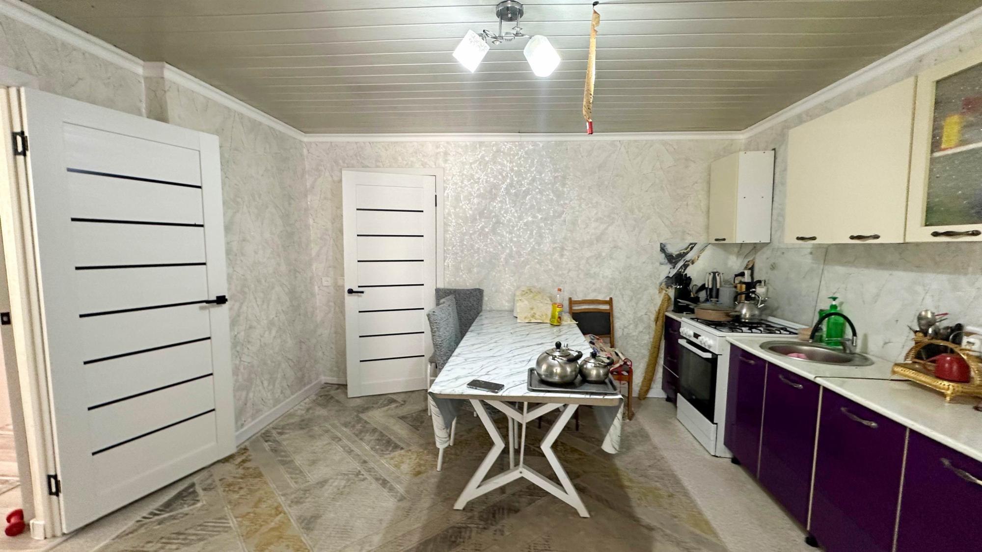 3-комнантный квартира, 111.0 м²,Брусиловского за 20 000 000