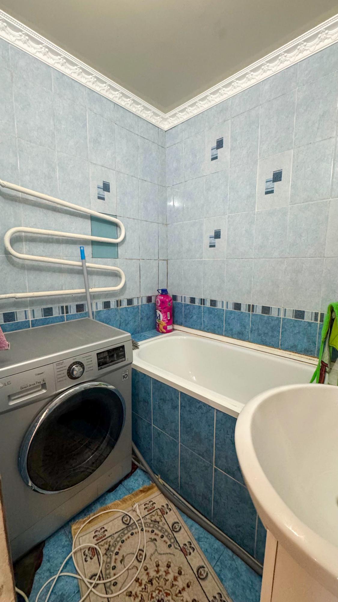4-комнантная квартира, 76.0 м²,Алдабергенова за 23 500 000