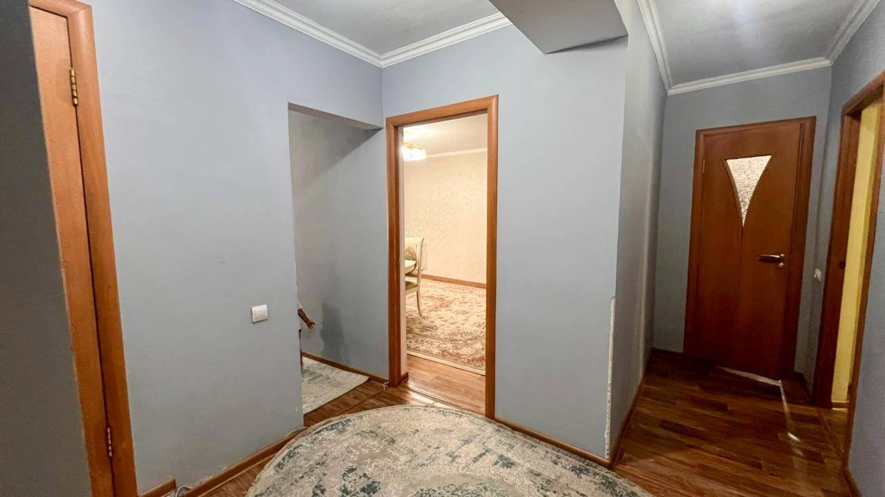 5-комнантная квартира, 98.0 м²,Назарбаева за 34 000 000
