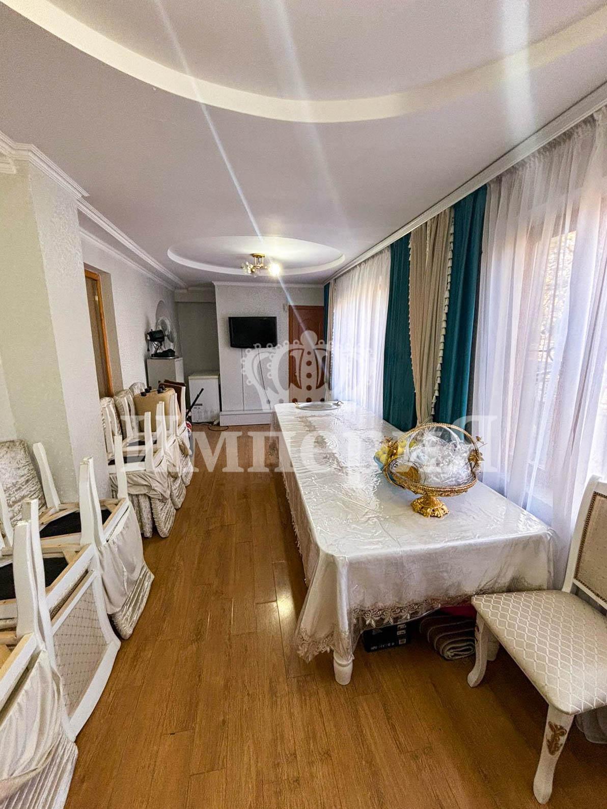 4-комнантная квартира, 104.0 м²,4 мкр за 28 500 000