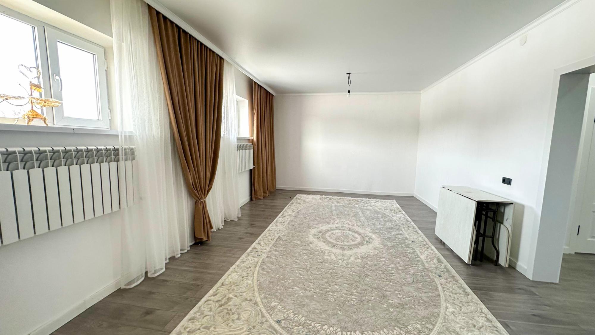 8-комнантный квартира, 220.0 м²,Нурлы Бастау за 42 000 000