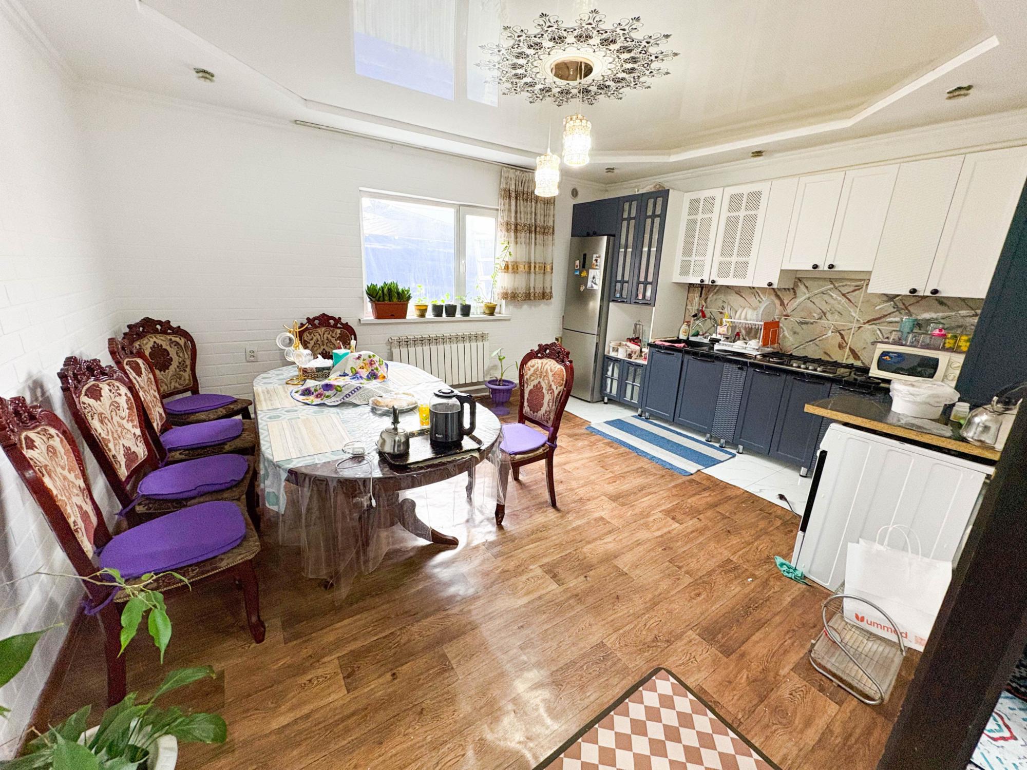 4-комнантный квартира, 100.0 м²,Подобедова за 20 000 000