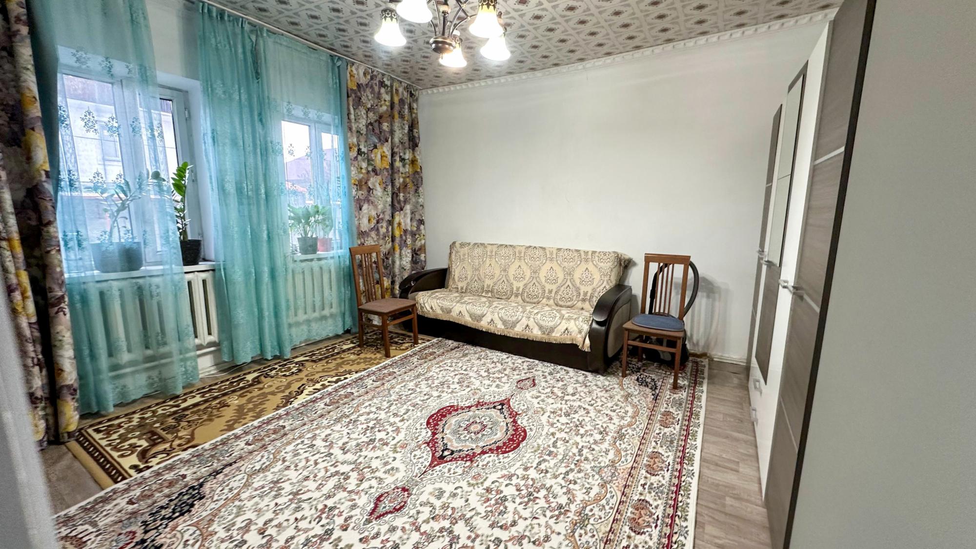 4-комнантный квартира, 63.0 м²,Сулеева за 16 700 000