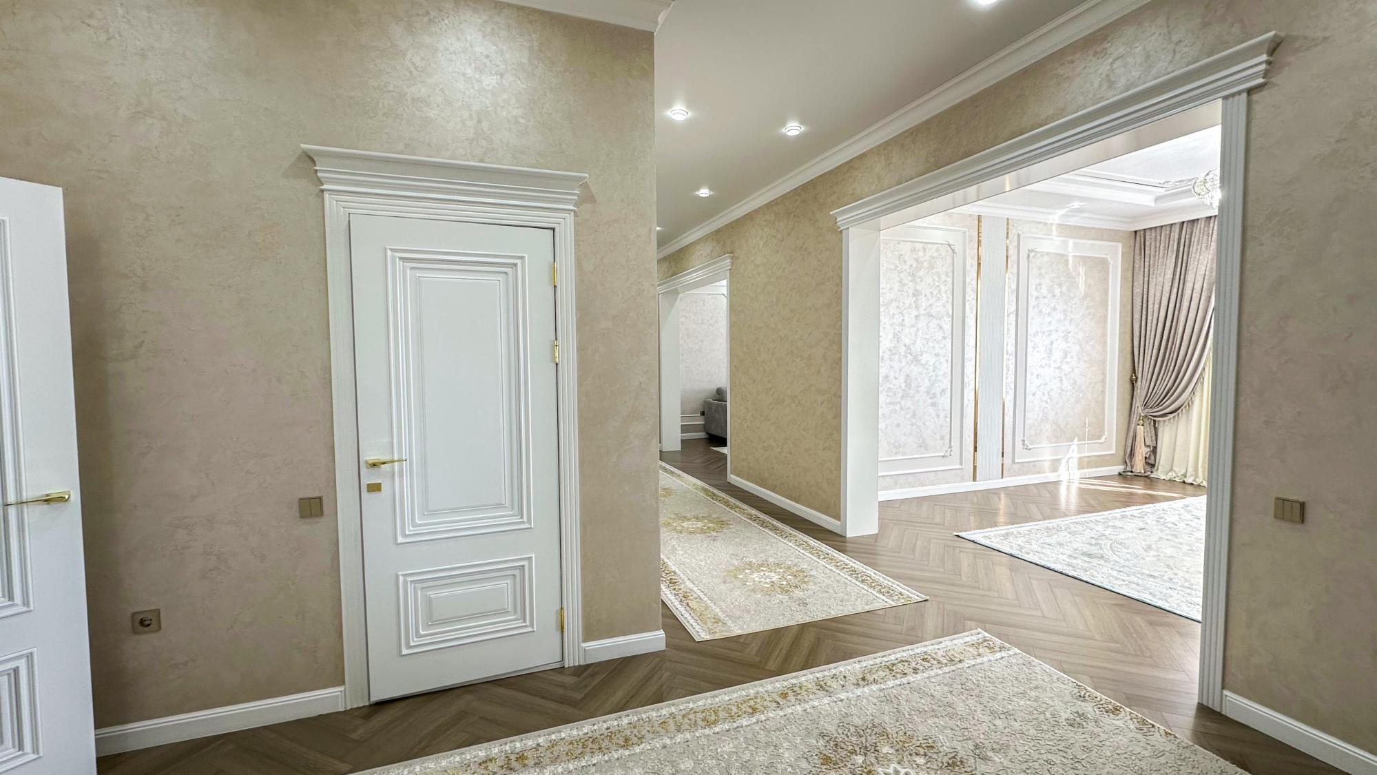 6-комнантный квартира, 280.0 м²,Жастар за 138 000 000