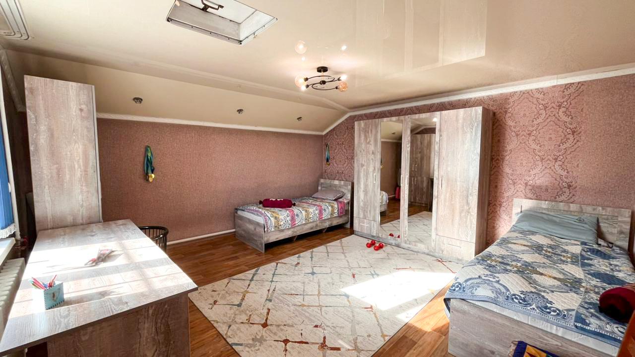 4-комнантный квартира, 178.0 м²,Кудерина за 58 800 000