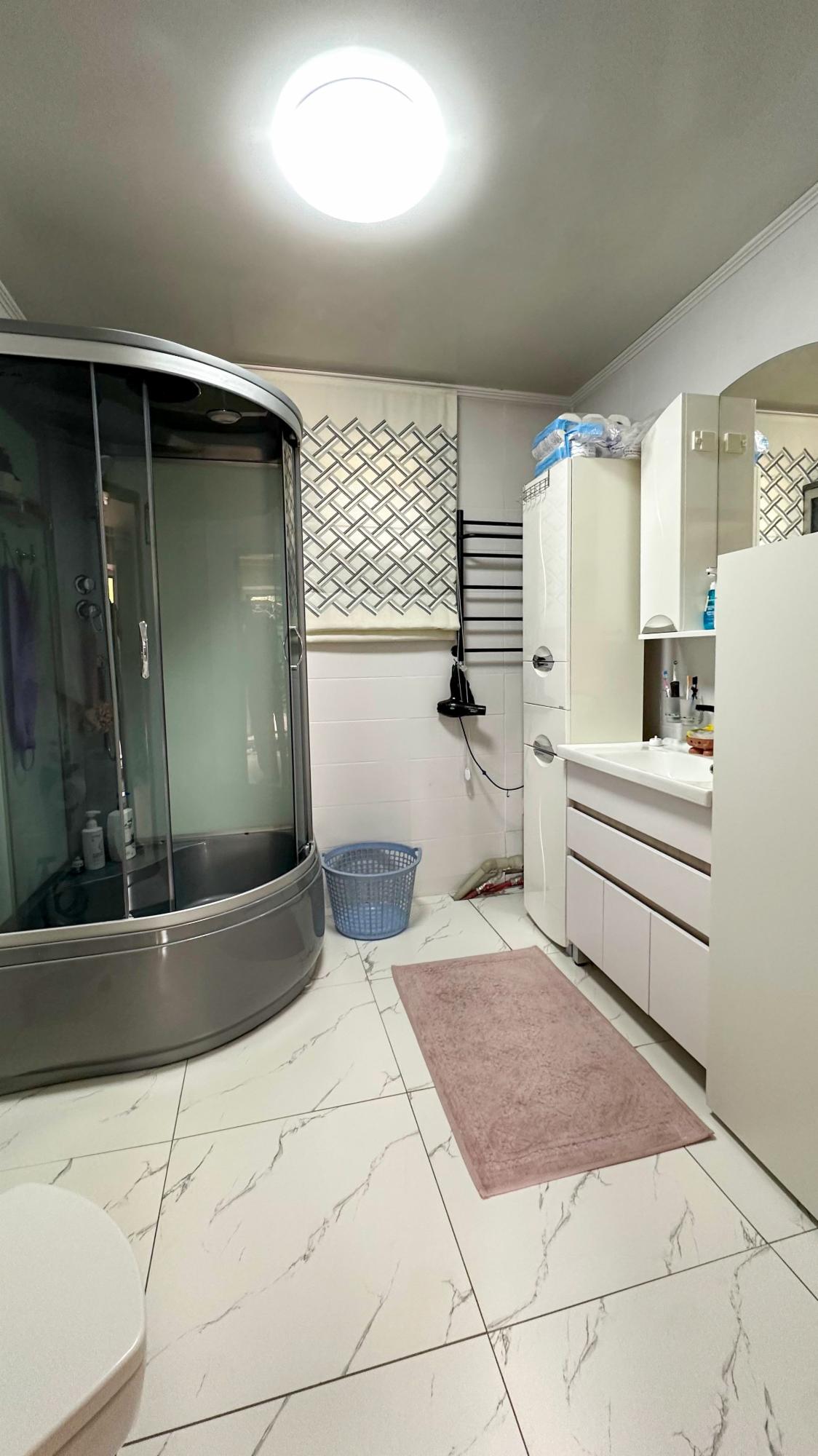 4-комнантный квартира, 140.0 м²,Аксуйская за 50 000 000