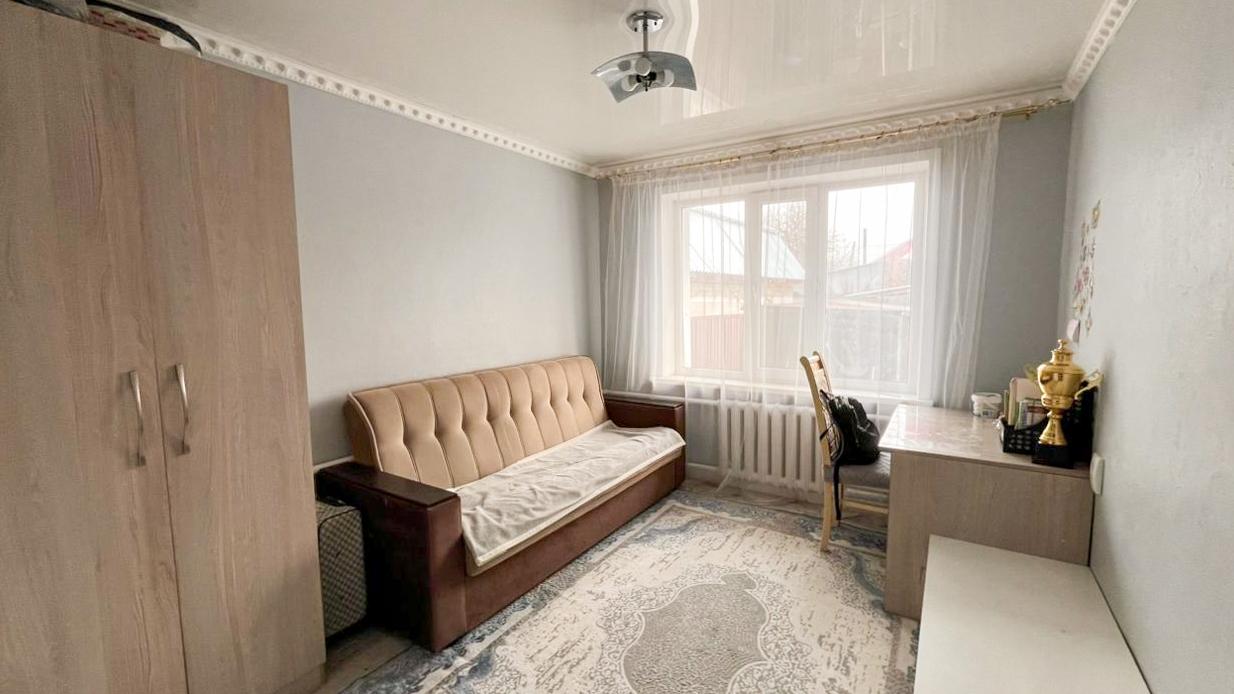 4-комнантный квартира, 130.0 м²,Кастеева за 29 000 000