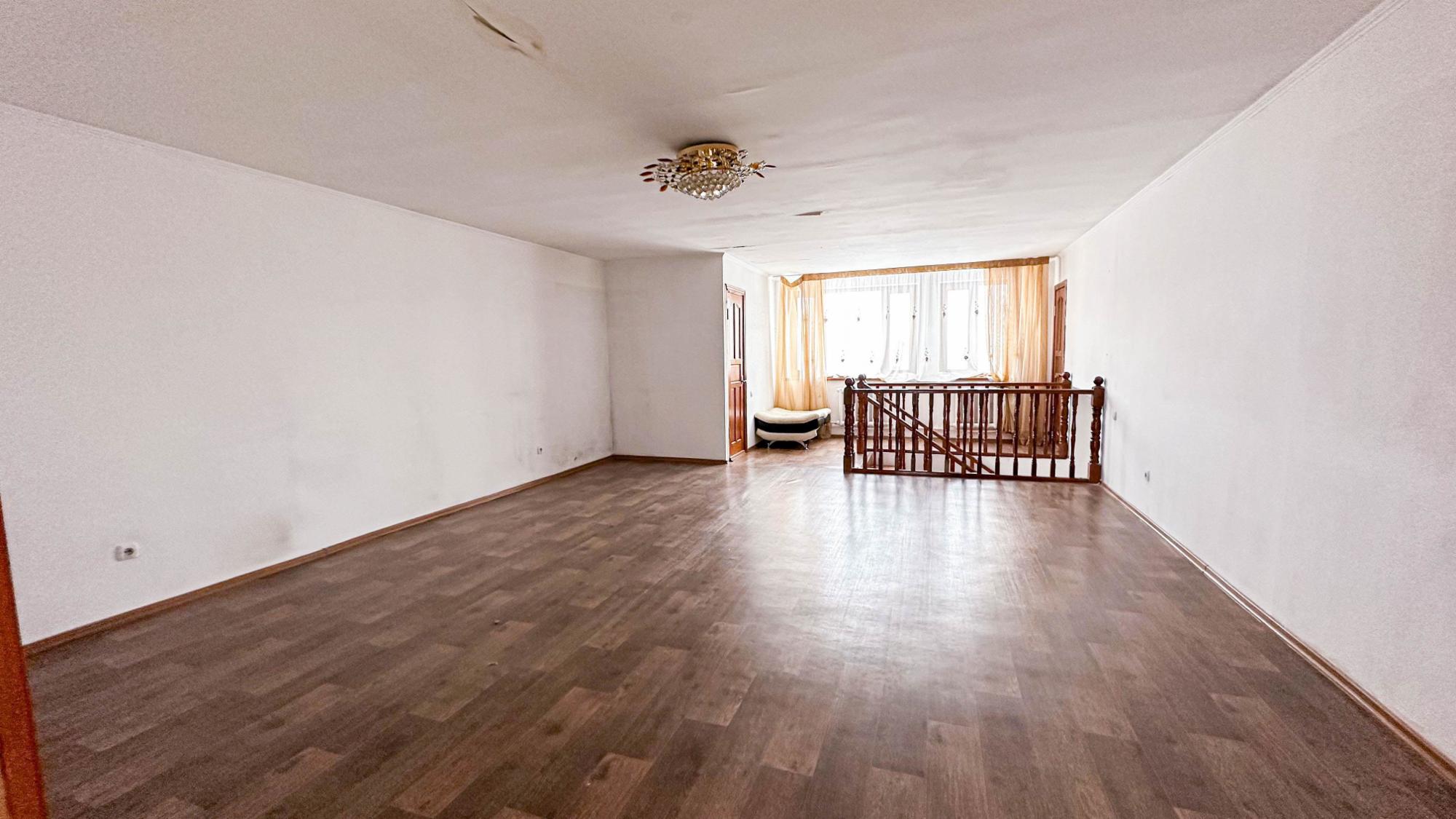 10-комнантный квартира, 410.0 м²,мкр Жастар за 52 000 000