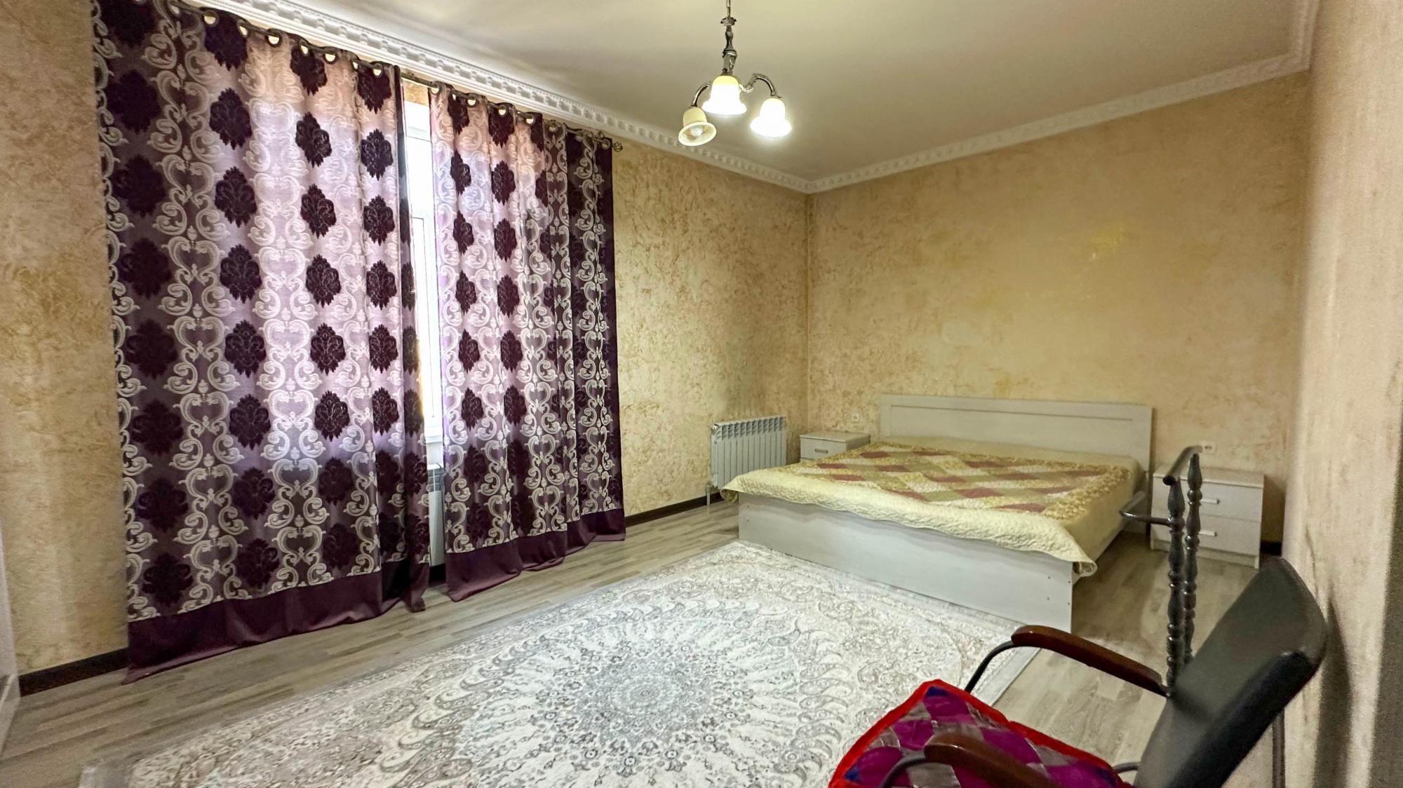 7-комнантный квартира, 232.0 м²,Алимжанова за 65 000 000