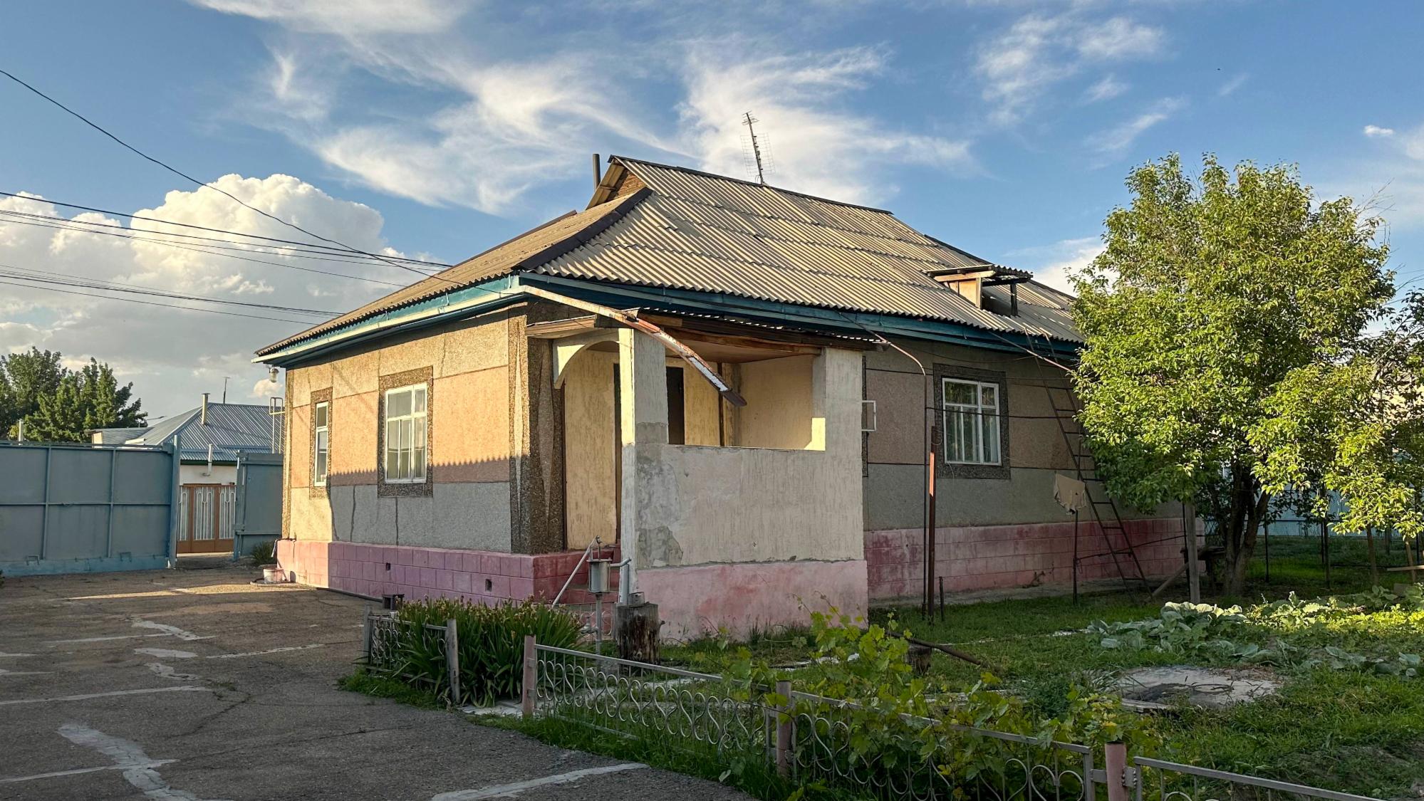 4-комнантный квартира, 123.0 м²,Репина за 22 700 000