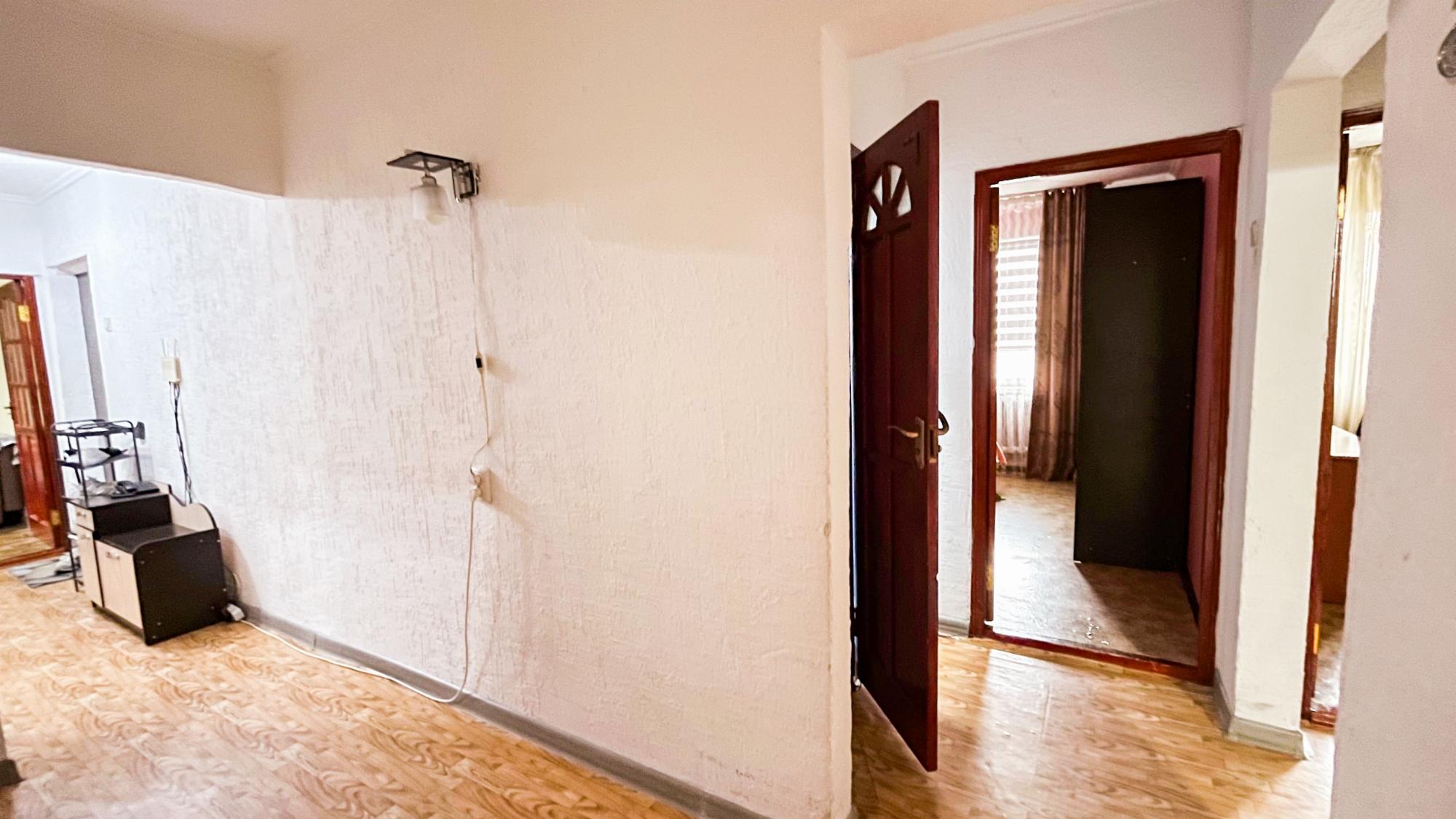 5-комнантная квартира, 108.0 м²,мкр Мушелтой за 27 500 000