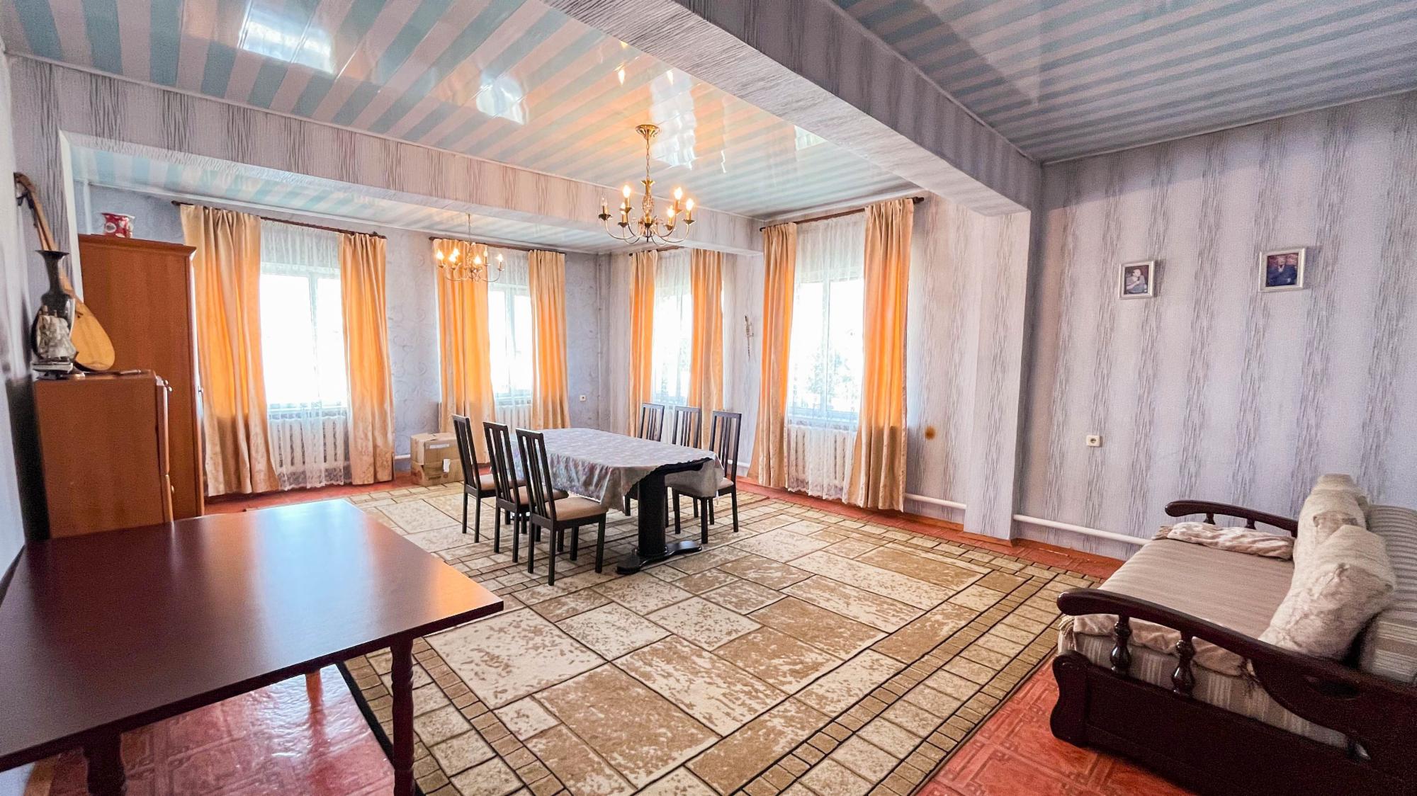 10-комнантный квартира, 260.0 м²,Безродного за 34 500 000