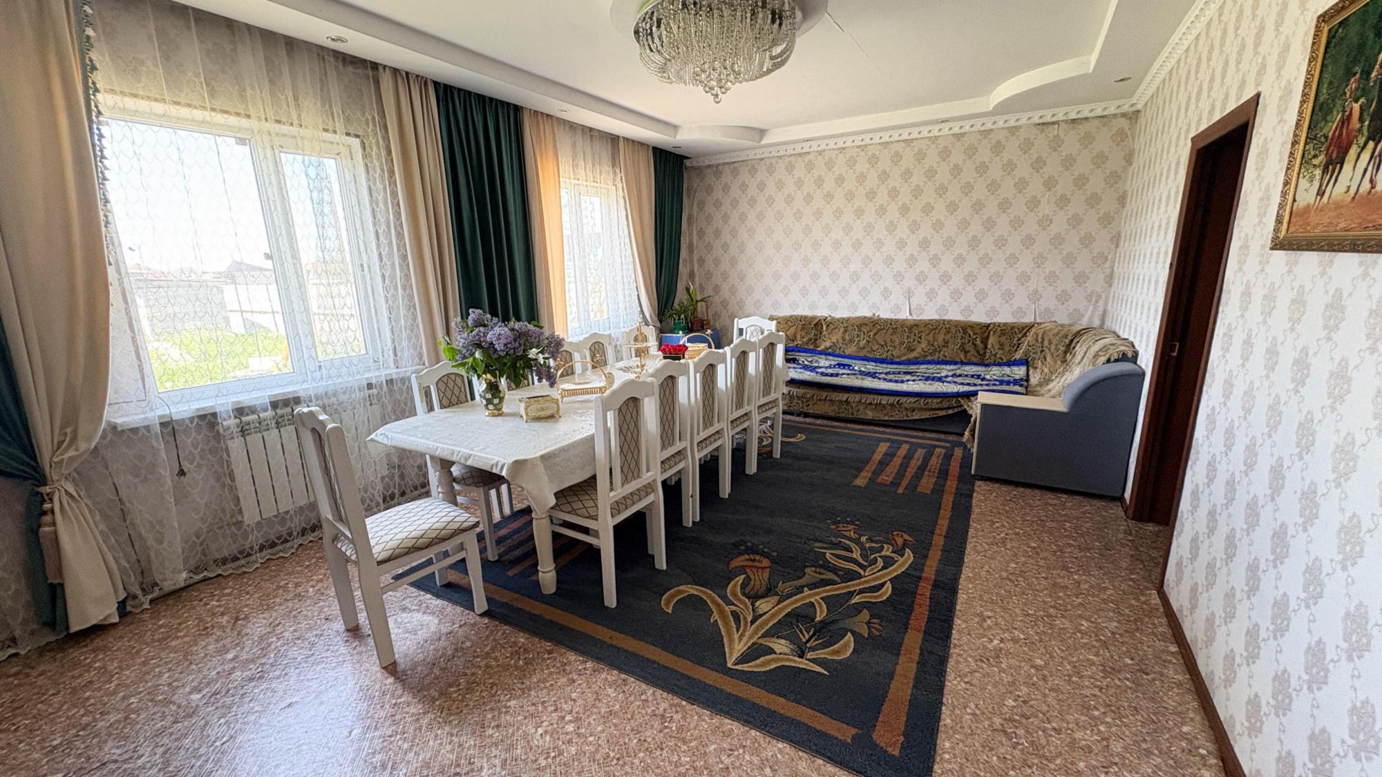 4-комнантная квартира, 105.0 м²,Ынтымак за 22 000 000