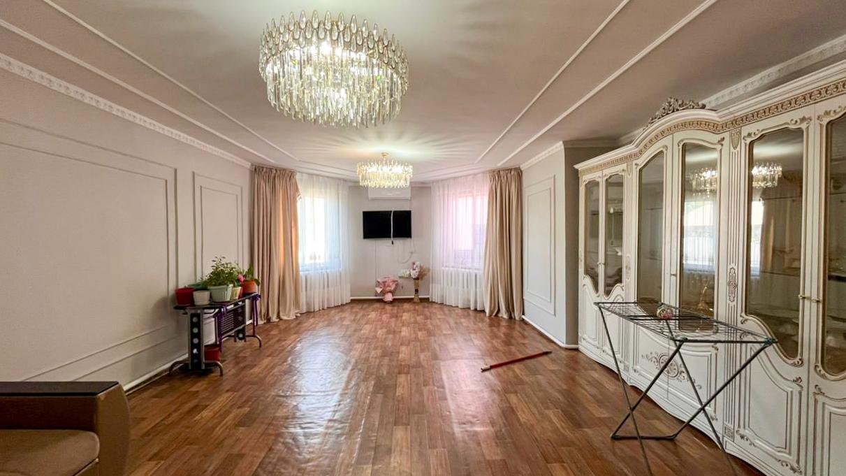 4-комнантный квартира, 157.0 м²,Карасу за 44 000 000