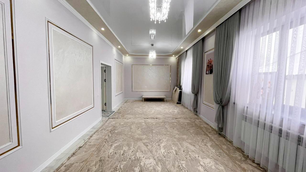 5-комнантный квартира, 174.0 м²,Кожамиярова за 45 000 000