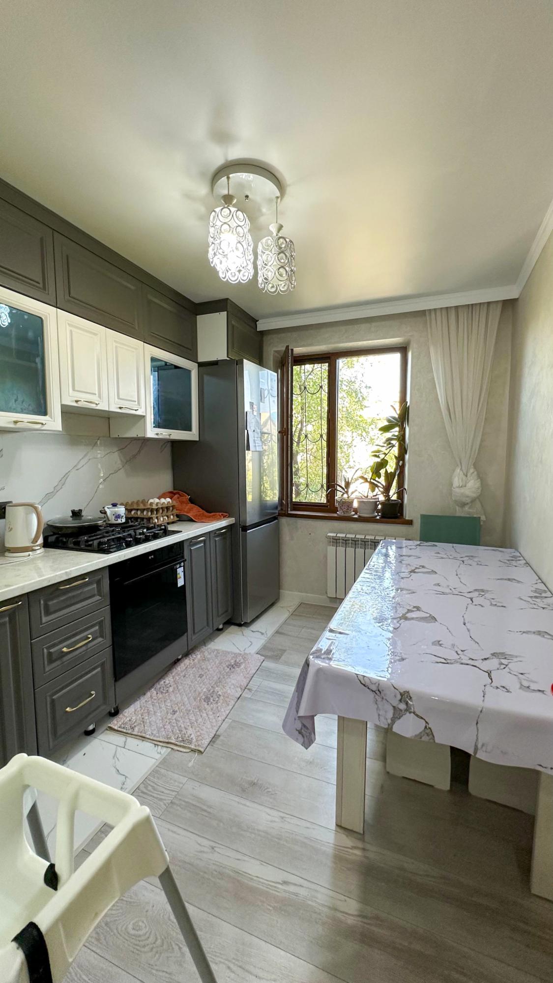 4-комнантная квартира, 80.0 м²,5 мкр за 28 500 000