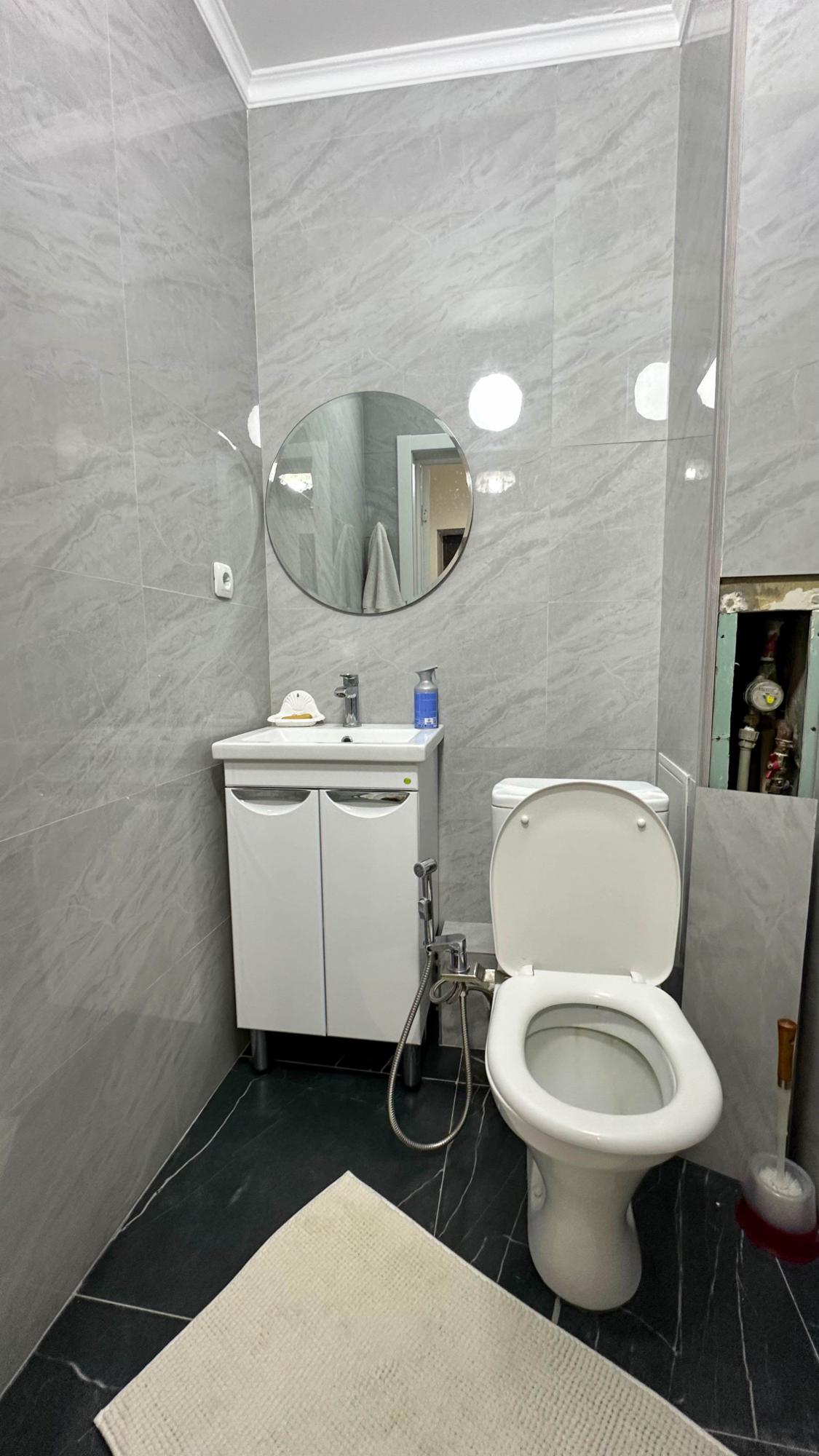 2-комнантная квартира, 56.0 м²,мкр Мушелтой за 23 000 000