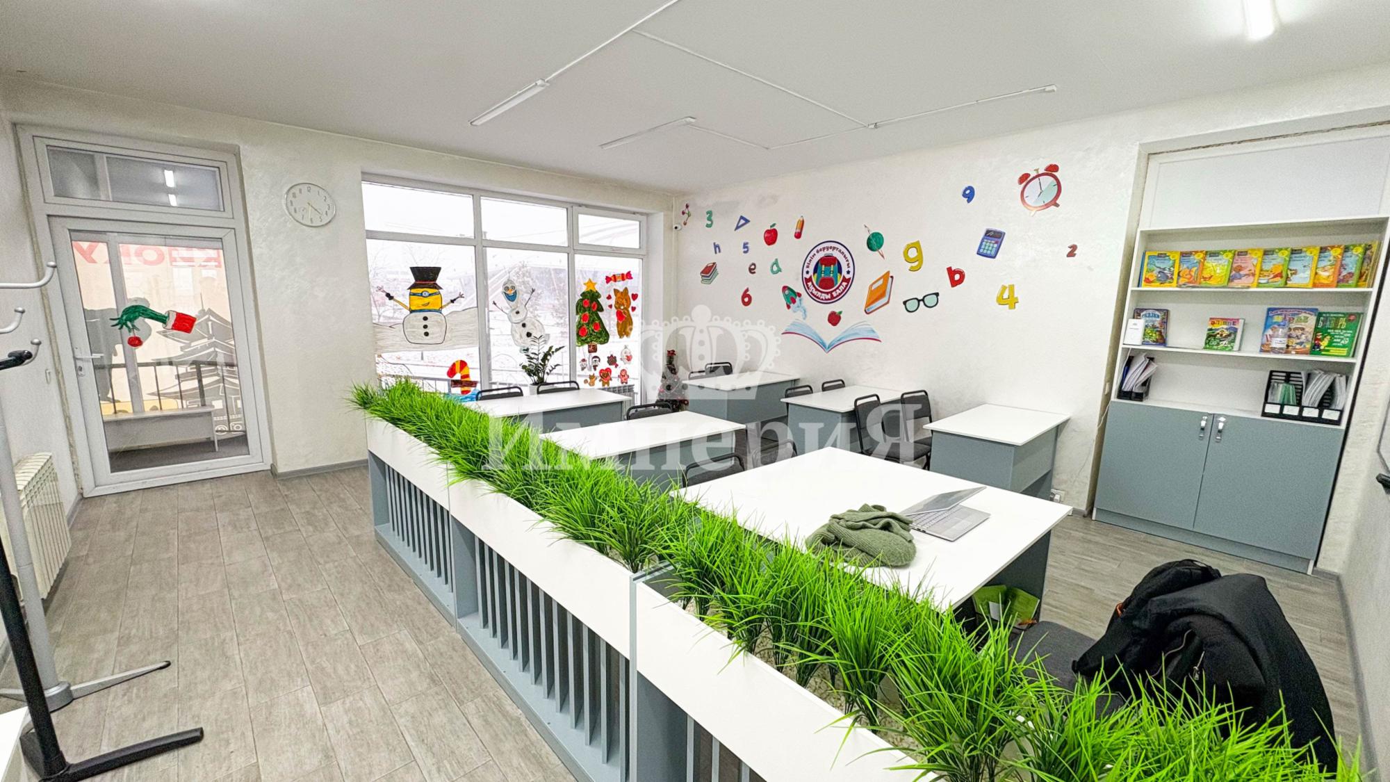 4-комнантный квартира, 172.0 м²,Кунаева за 64 500 000