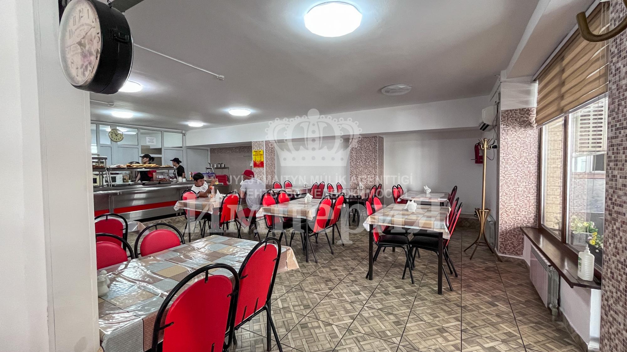 5-комнантный квартира, 145.0 м²,Абая за 55 000 000