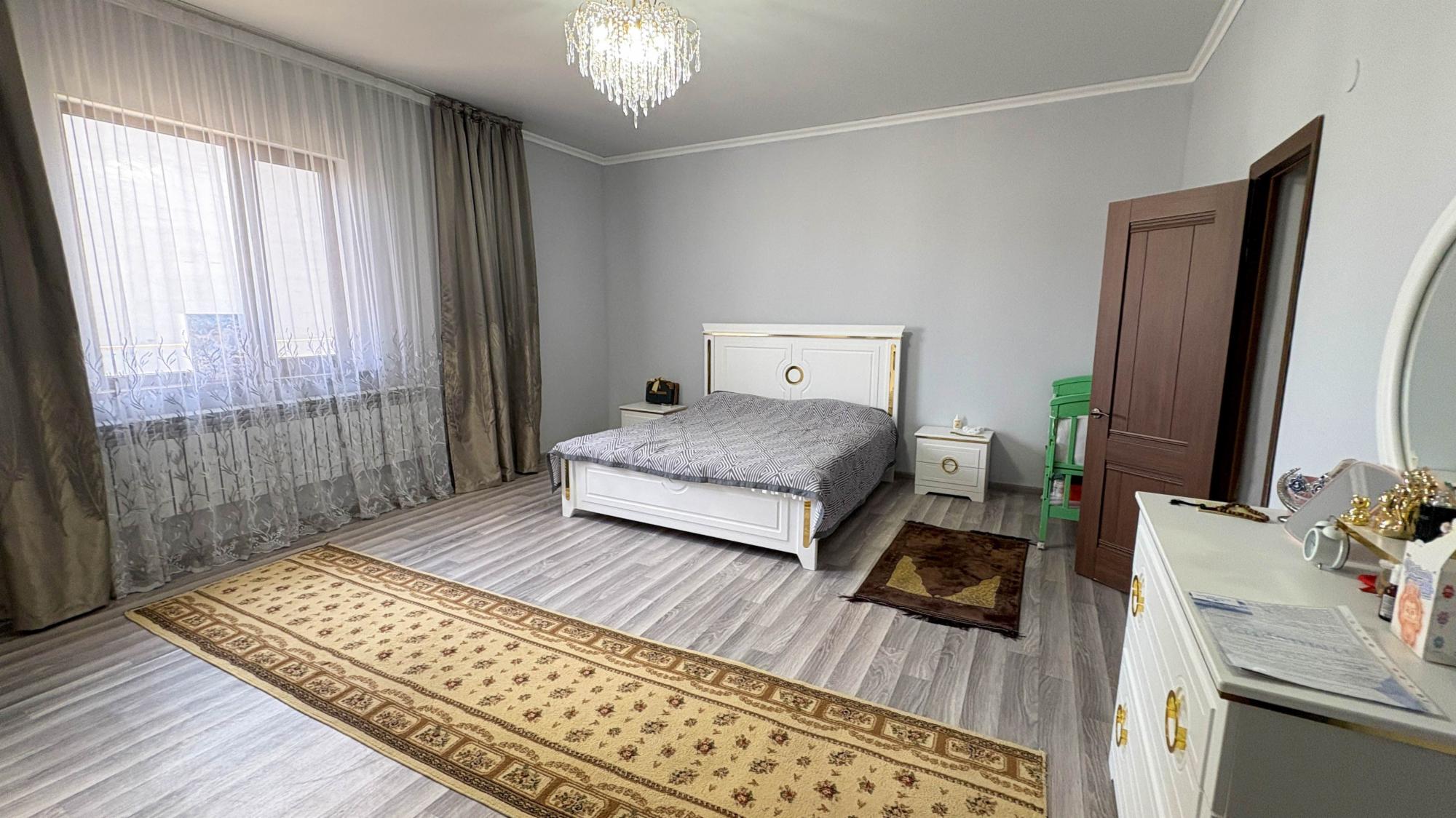 5-комнантный квартира, 247.8 м²,Жастар за 63 000 000