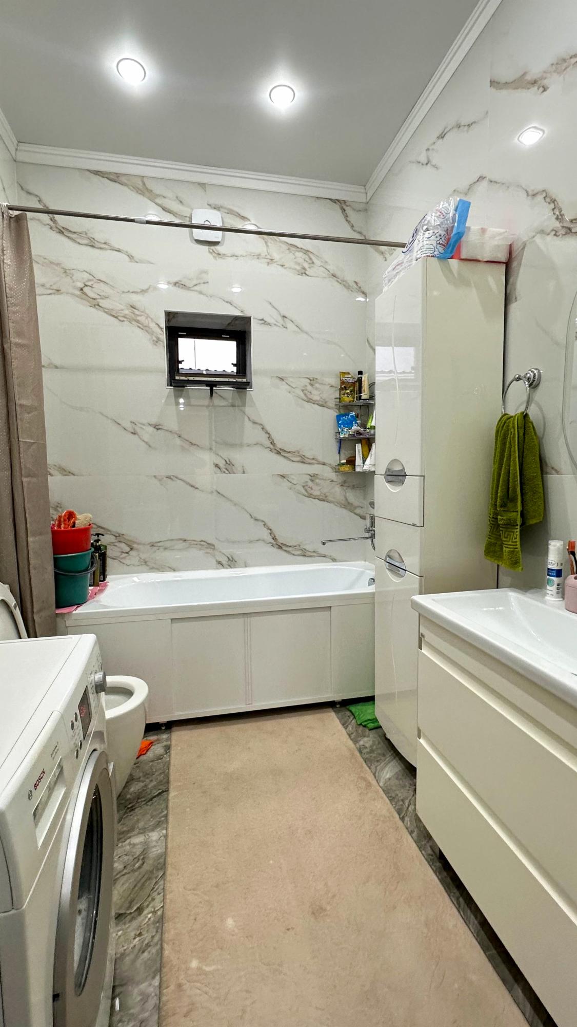 4-комнантный квартира, 104.0 м²,Калиева за 65 000 000