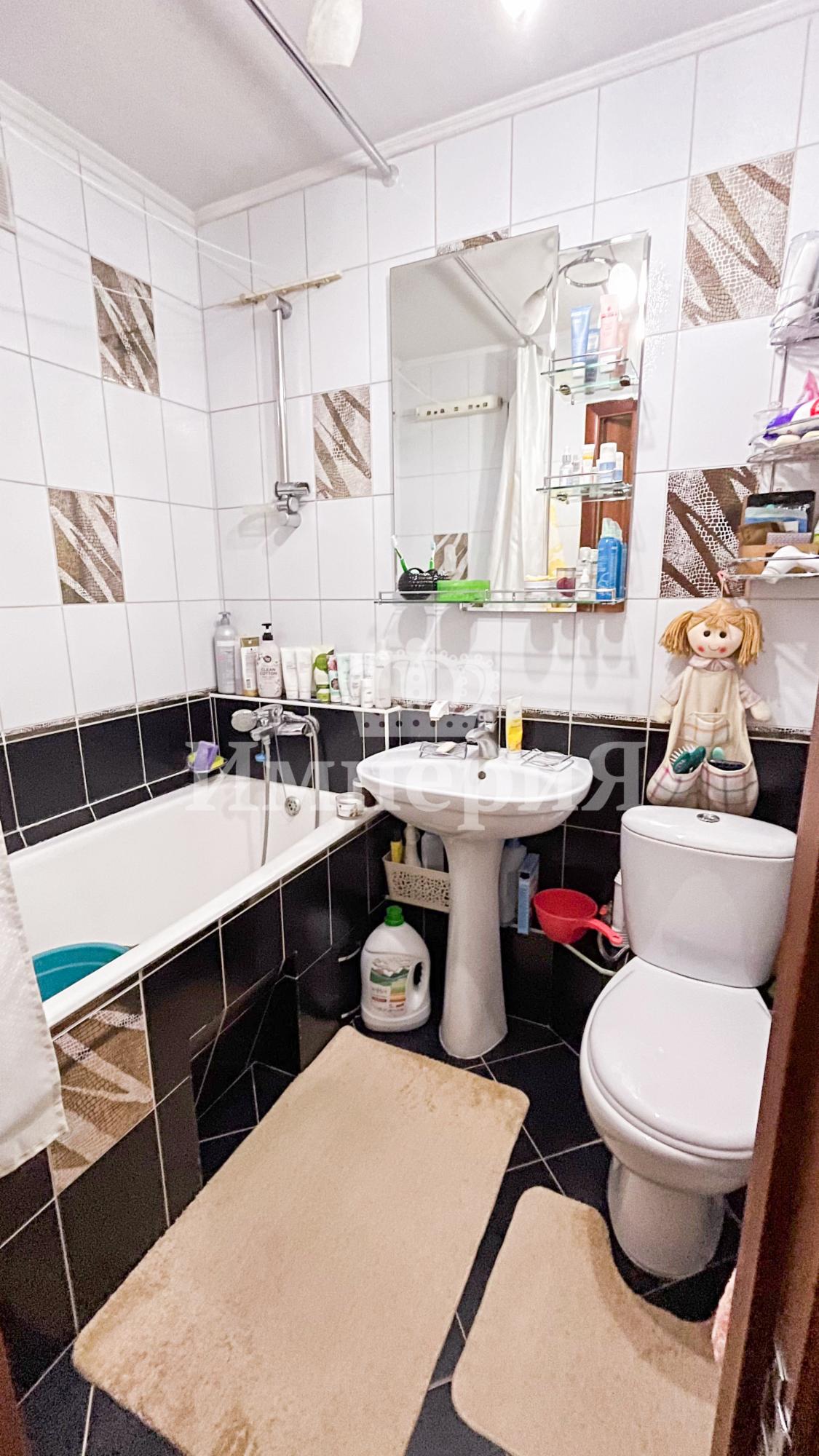 3-комнантная квартира, 57.0 м²,4 мкр за 16 000 000