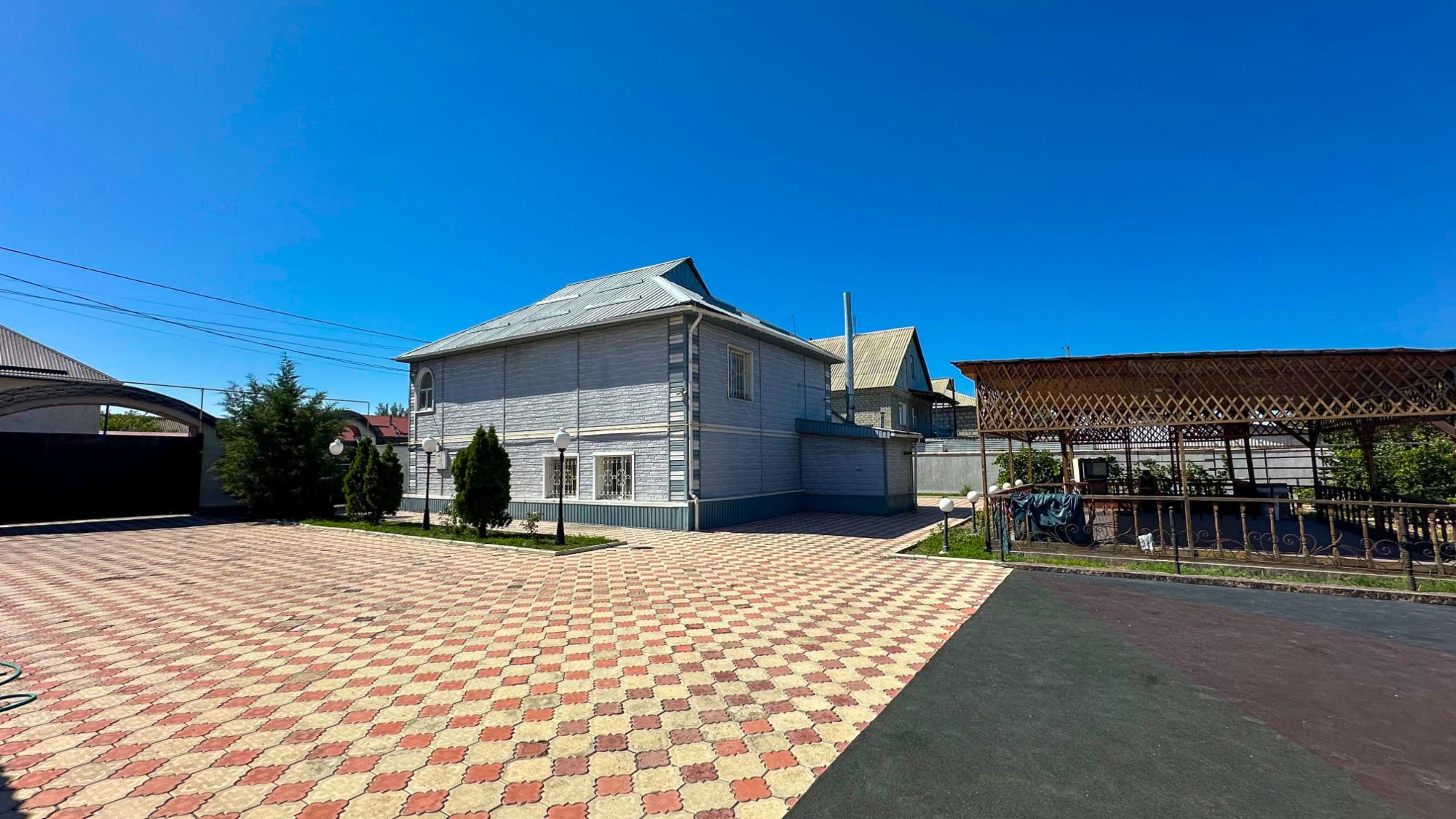 6-комнантная квартира, 194.0 м²,Милованова за 110 000 000