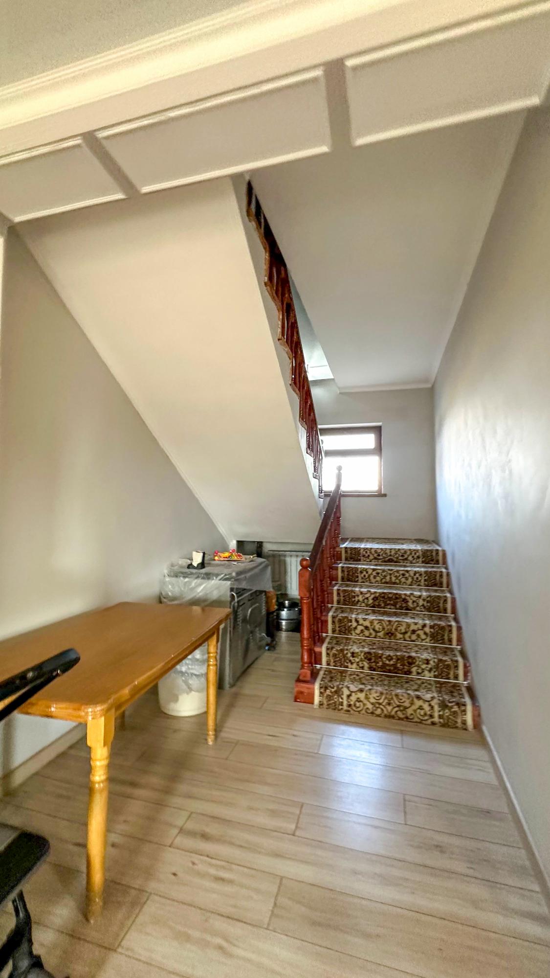 6-комнантный квартира, 273.0 м²,Жылысай за 63 000 000