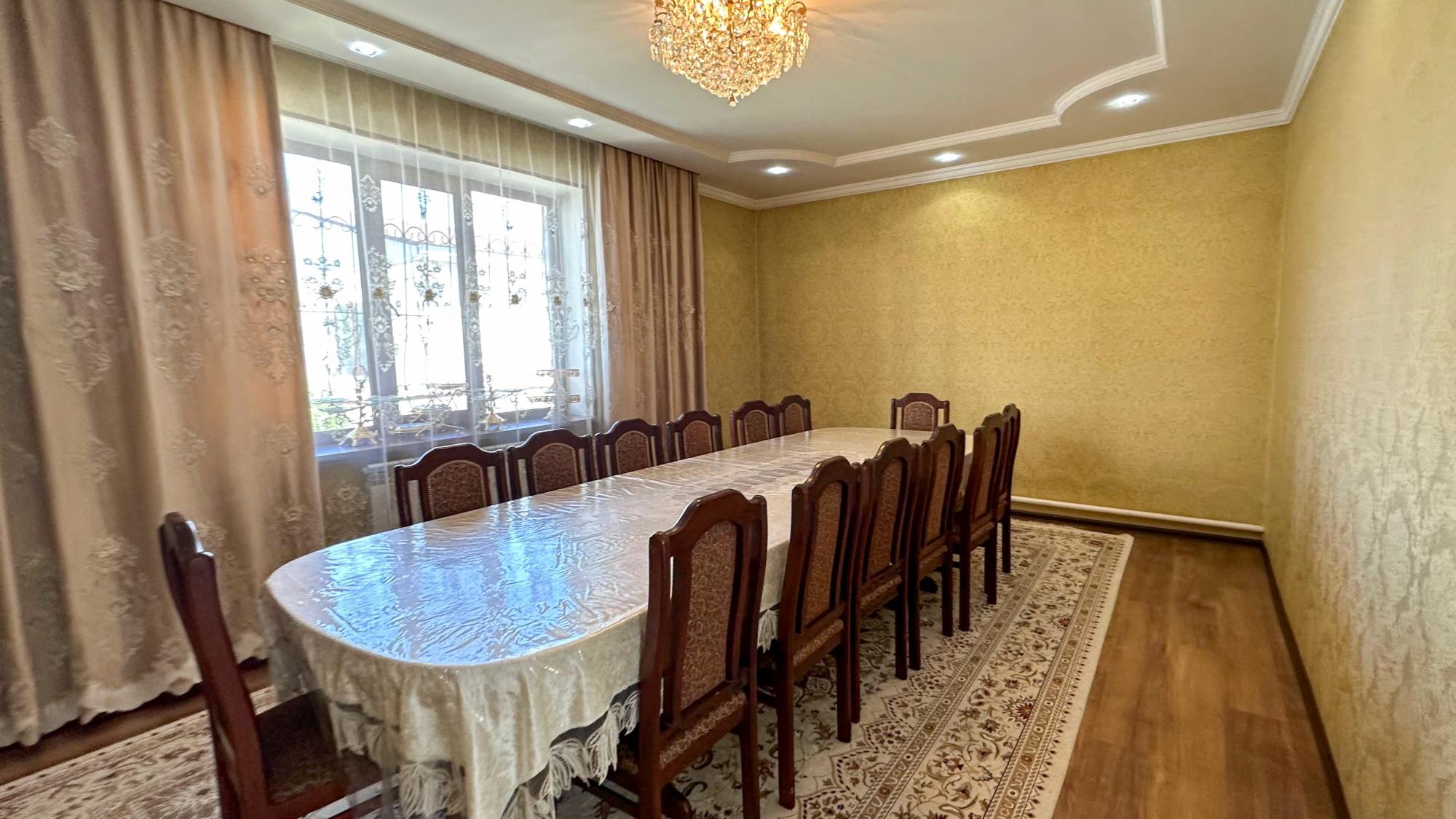 5-комнантный квартира, 150.0 м²,Талдыкорганская за 56 000 000