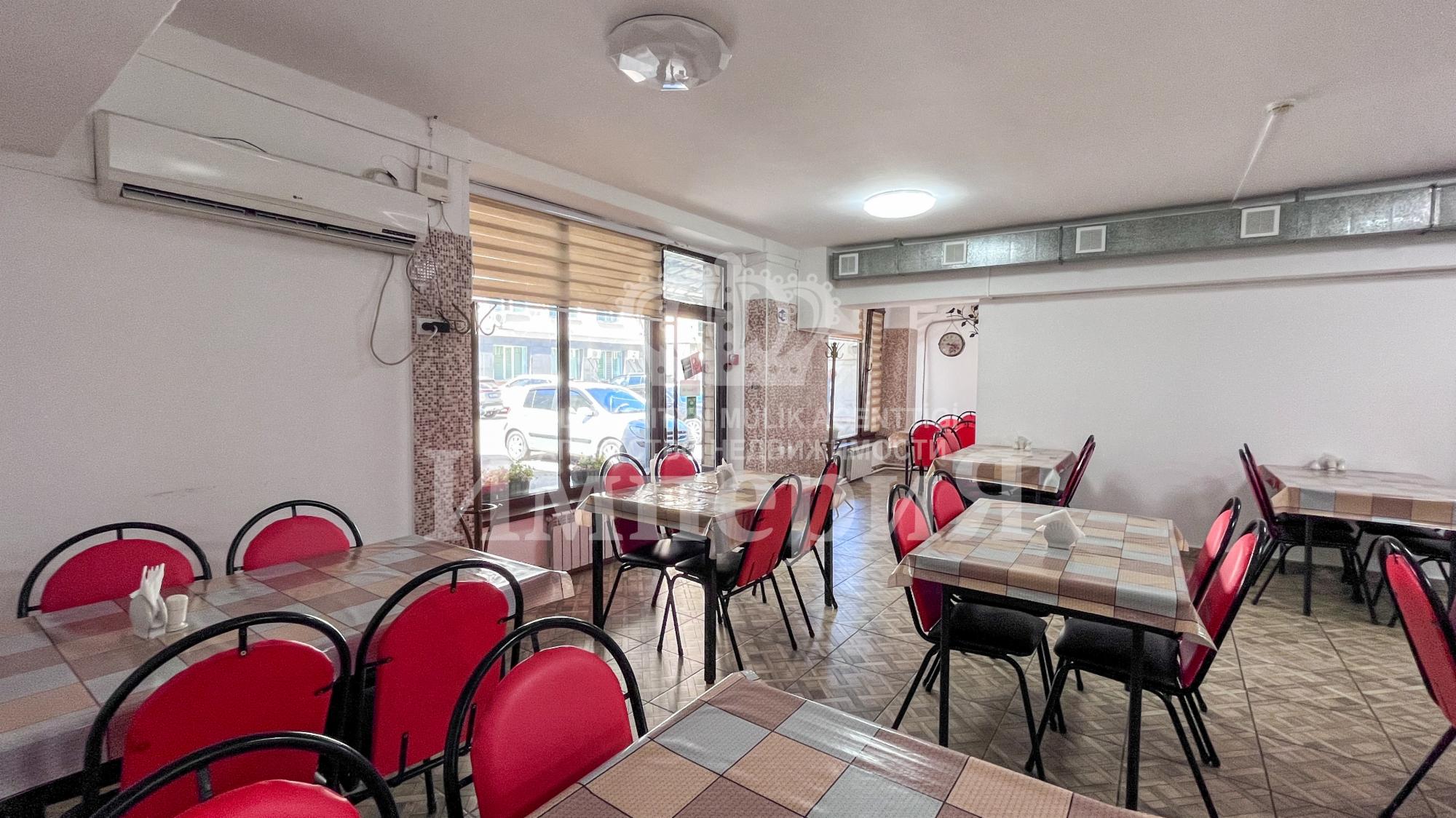 5-комнантный квартира, 145.0 м²,Абая за 55 000 000