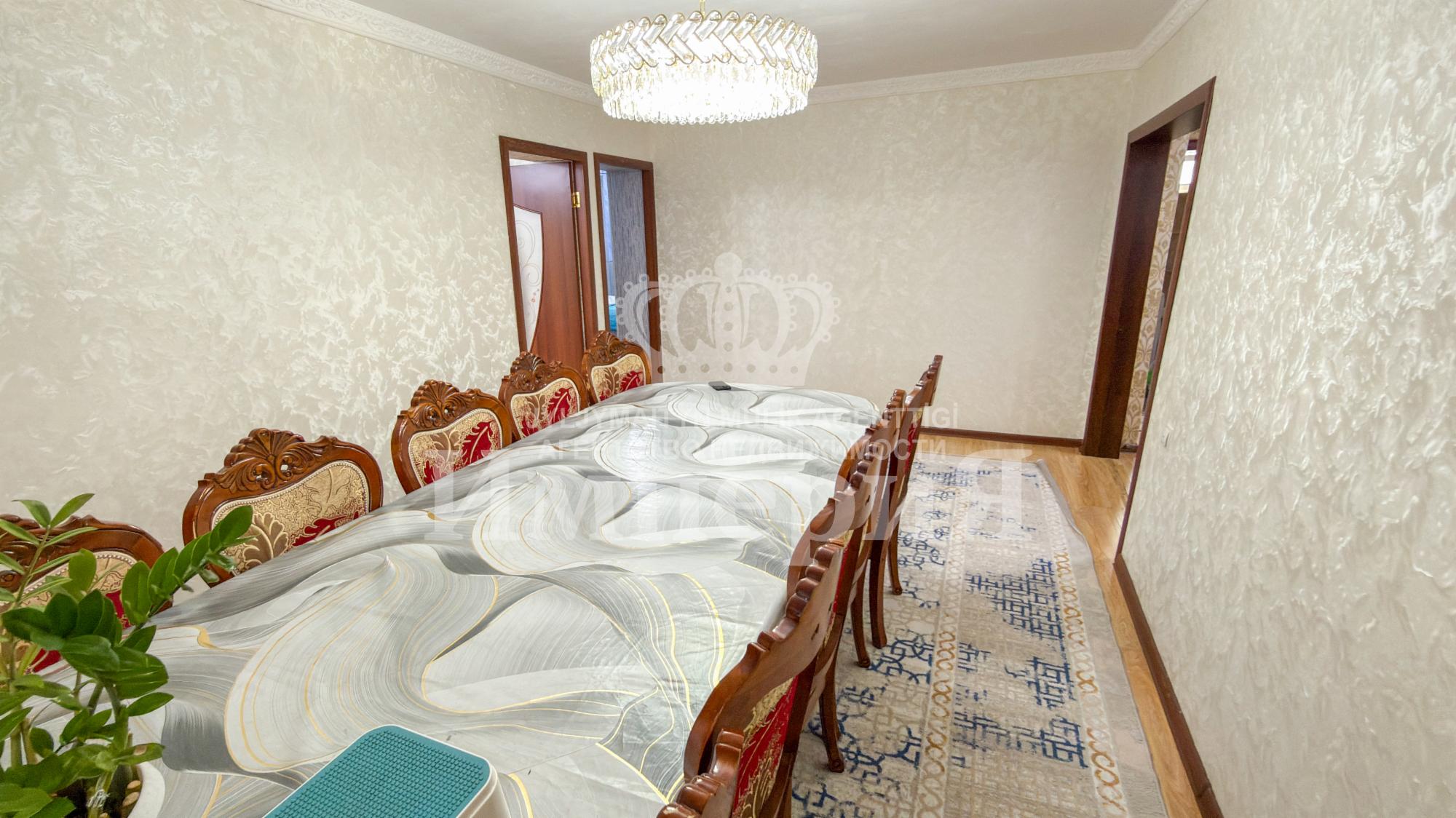 5-комнантная квартира, 96.0 м²,4 мкр за 32 500 000