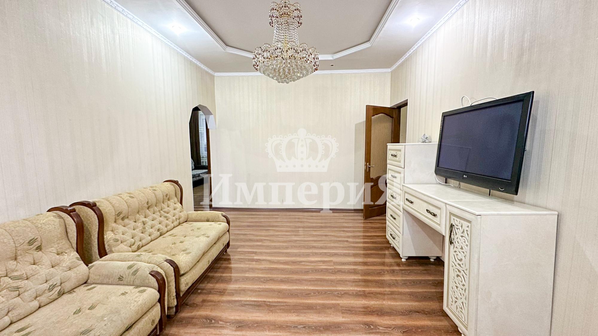 4-комнантная квартира, 76.0 м²,3 мкр за 30 000 000
