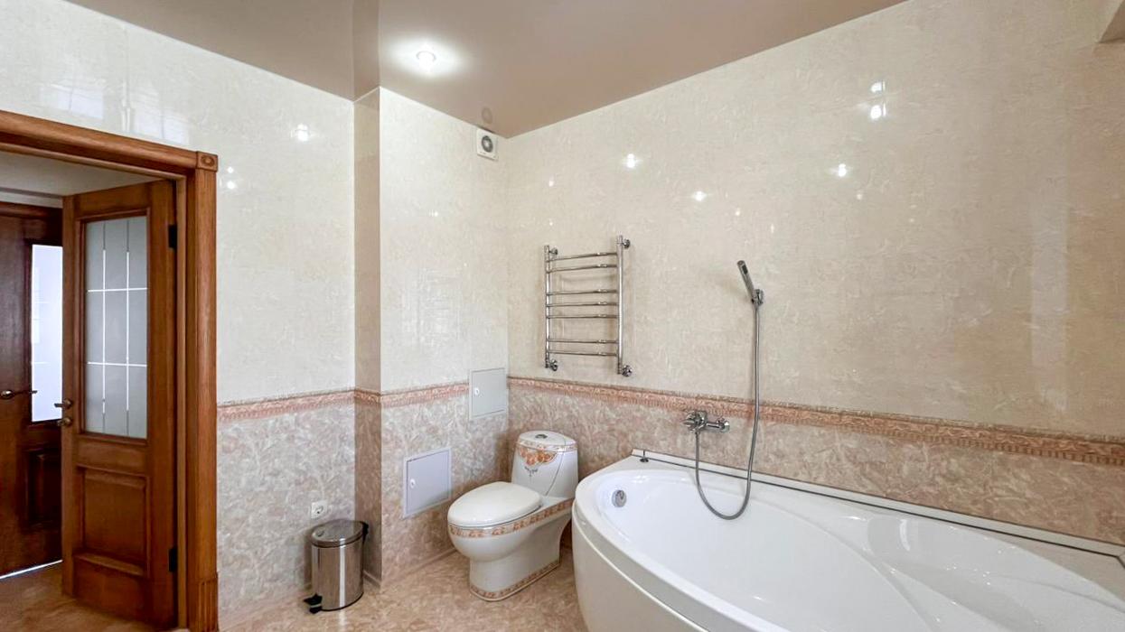 3-комнантная квартира, 143.0 м²,мкр Мушелтой за 59 000 000