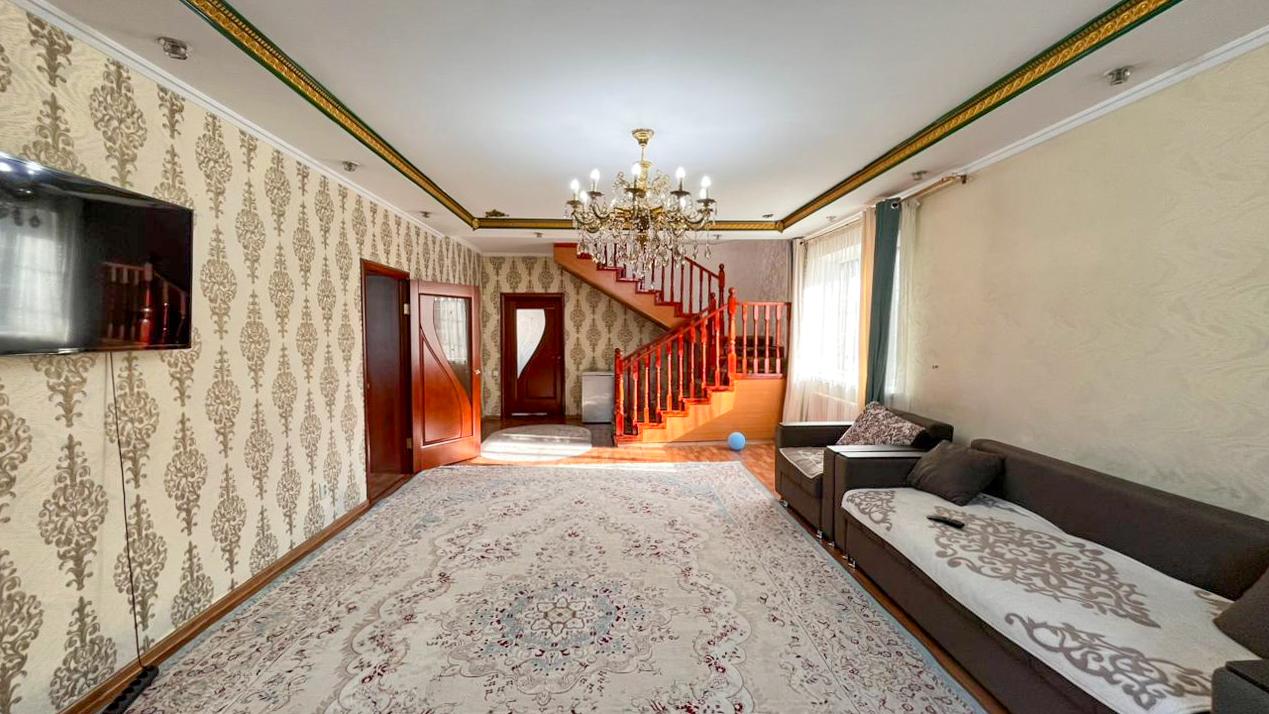 4-комнантный квартира, 178.0 м²,Кудерина за 58 800 000