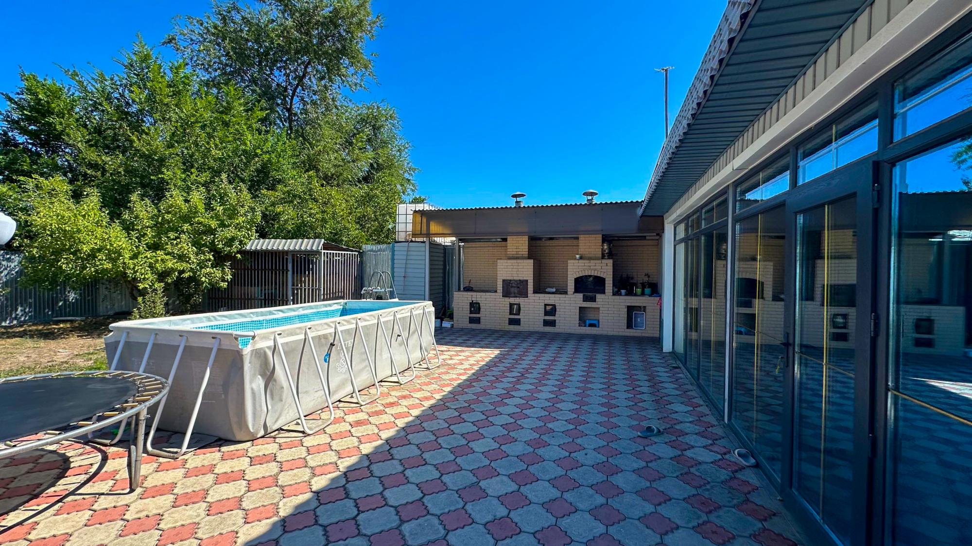 6-комнантная квартира, 194.0 м²,Милованова за 110 000 000