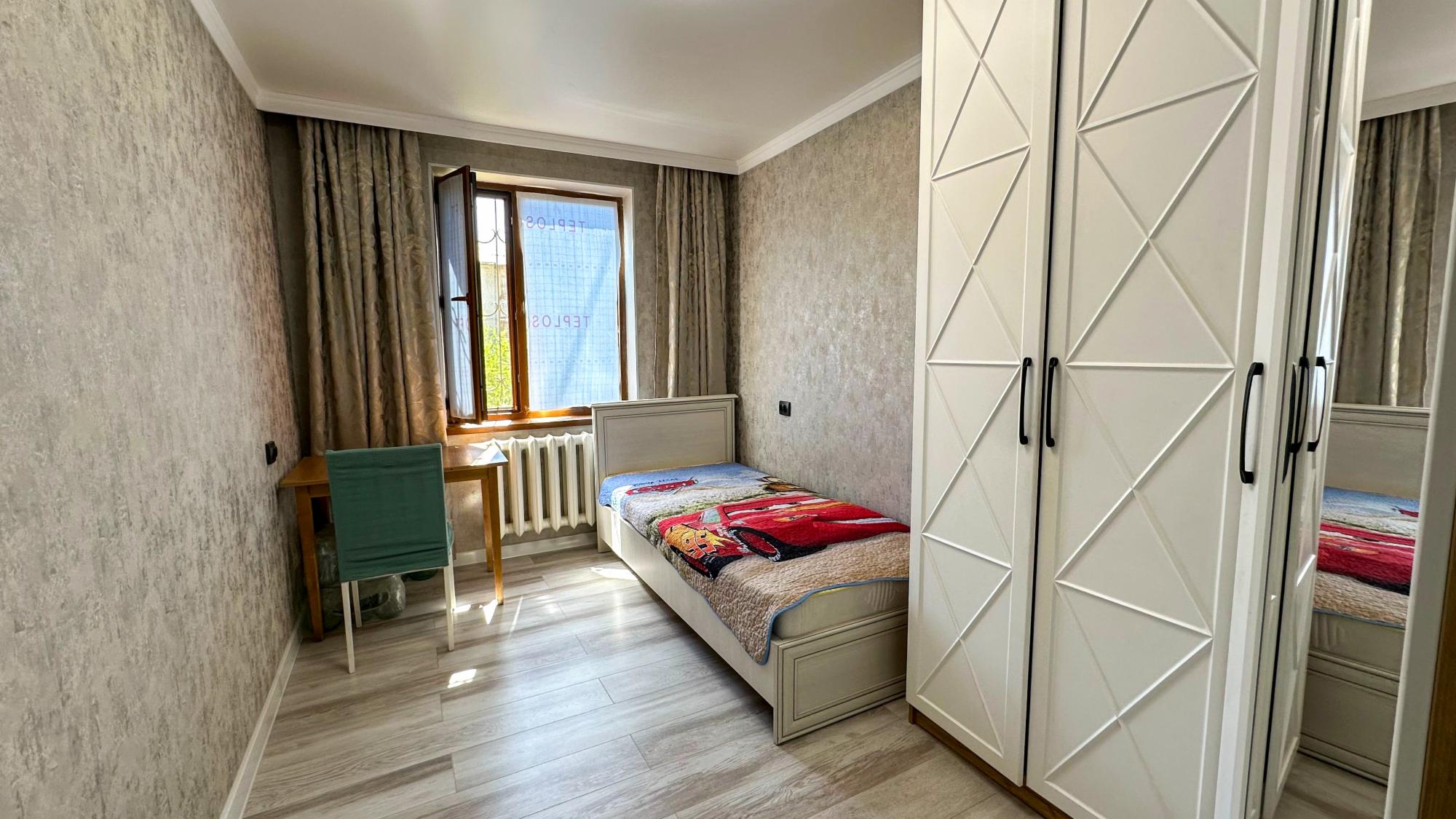 4-комнантная квартира, 80.0 м²,5 мкр за 28 500 000