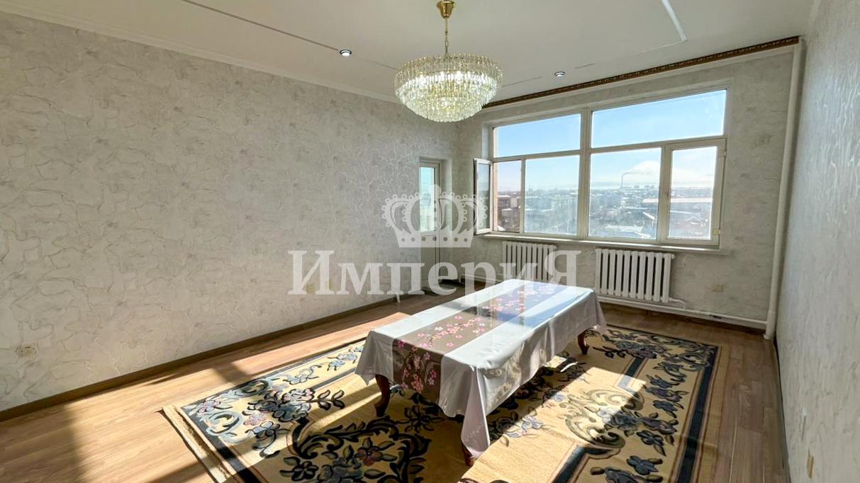 5-комнантная квартира, 168.0 м²,Назарбаева за 56 000 000