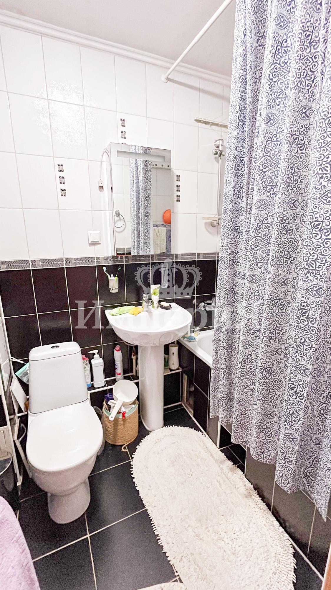 3-комнантная квартира, 63.0 м²,4 мкр за 17 000 000